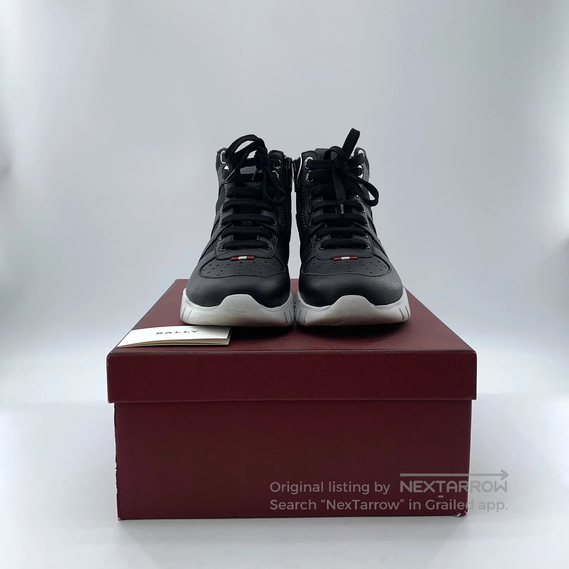 Burberry Burberry Black leather laced casual flat high-top sports s Size US 6 / EU 39 - 8 Thumbnail