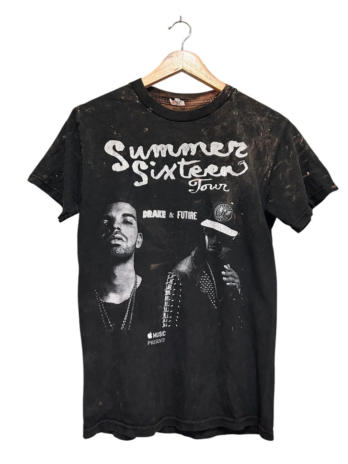 Drake × October's Very Own × Rap Tees Vintage Thrashed Drake & Future Summer Sixteen Tour Raptees Size US S / EU 44-46 / 1 - 1 Thumbnail