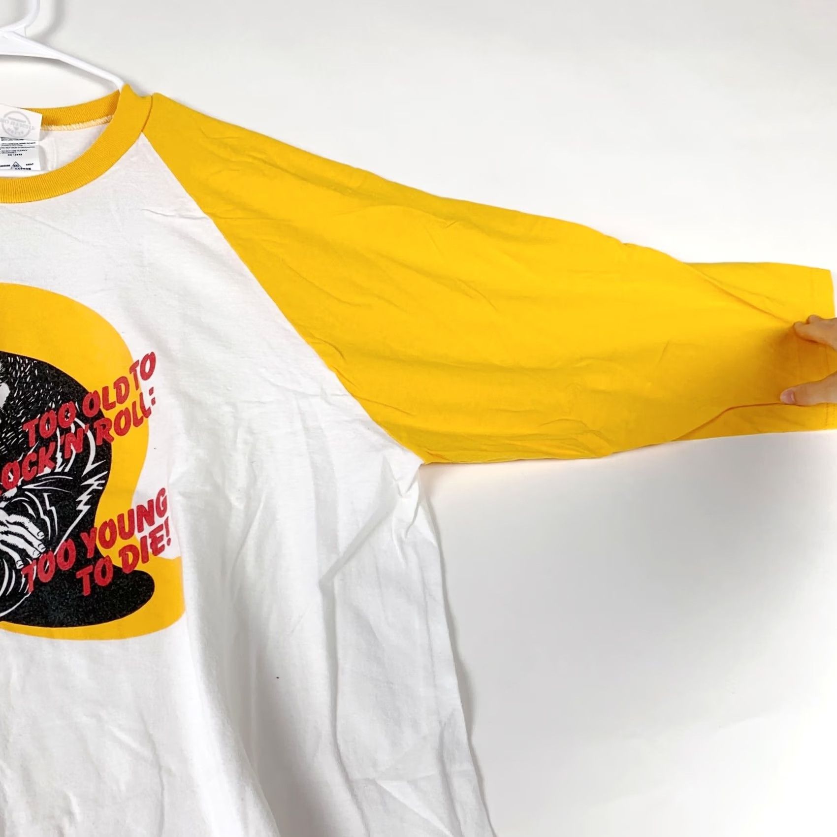 Delta Jethro Tull Too Old To Rock Too Young To Die Raglan Graphic 2005 T-Shirt 2XL White Nike? Size US XXL / EU 58 / 5 - 6 Thumbnail