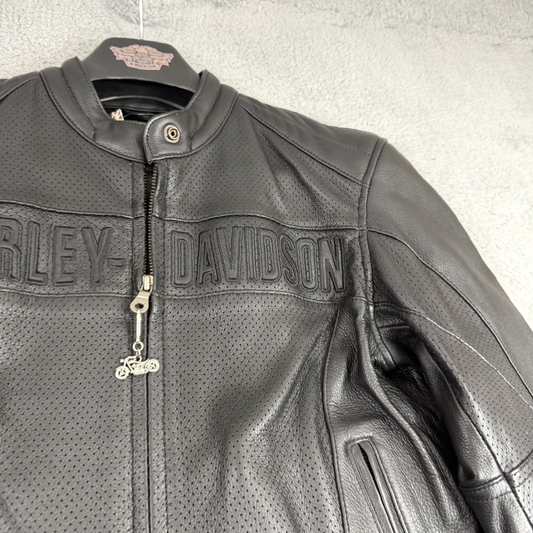 Harley Davidson VINTAGE Harley-Davidson Vented Leather Jacket Black Women’s Size Medium 90s Motorcycle Jacket Pockets Full Zip Womens Size M / US 6-8 / IT 42-44 - 6 Thumbnail