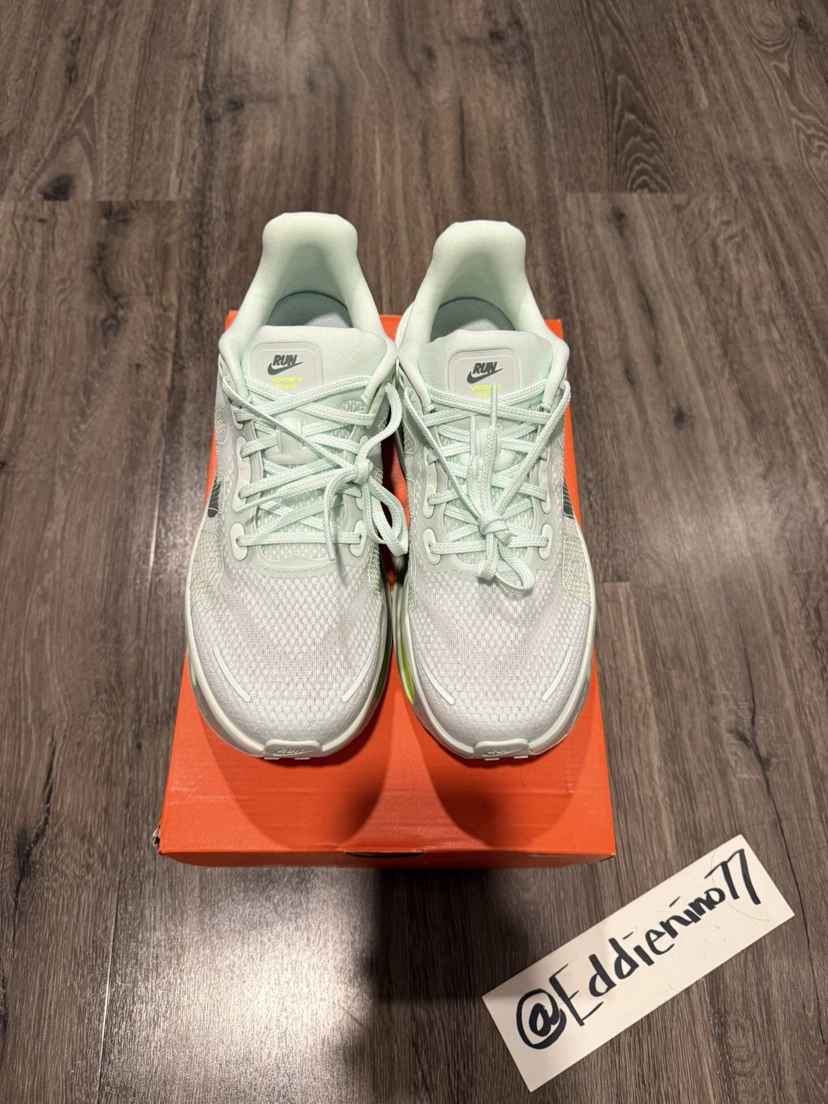 Nike Nike Vomero Premium “Barely Volt” Size US 8.5 / EU 41-42 - 5 Thumbnail