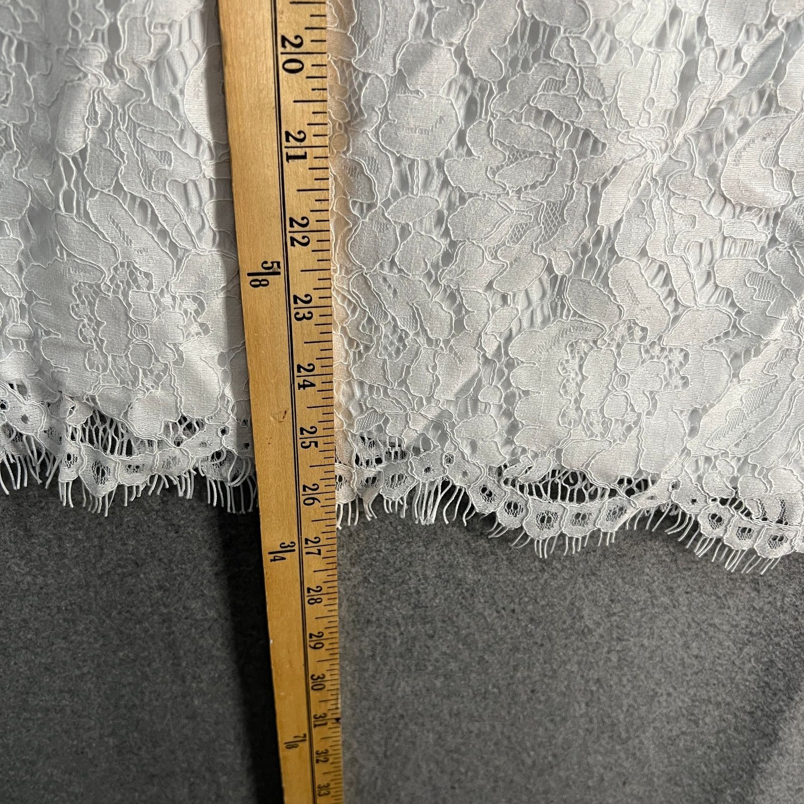 Isaac Mizrahi Isaac Mizrahi Live! Lace Swing Tank Bright White Size Small Size S / US 4 / IT 40 - 4 Thumbnail