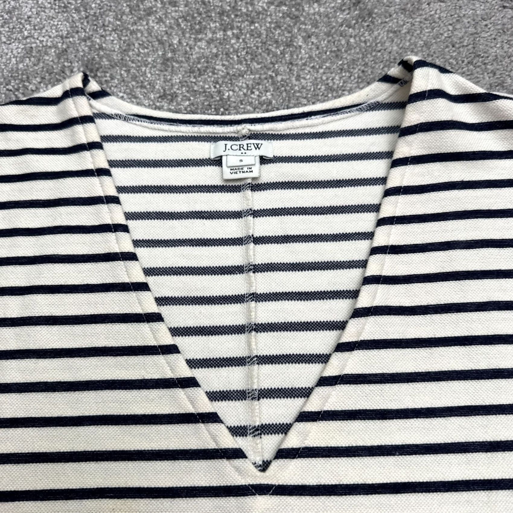 J.Crew J.Crew Striped Sleeveless V-Neck Midi Shift Dress Womens Small Navy Blue White Size S / US 4 / IT 40 - 3 Thumbnail