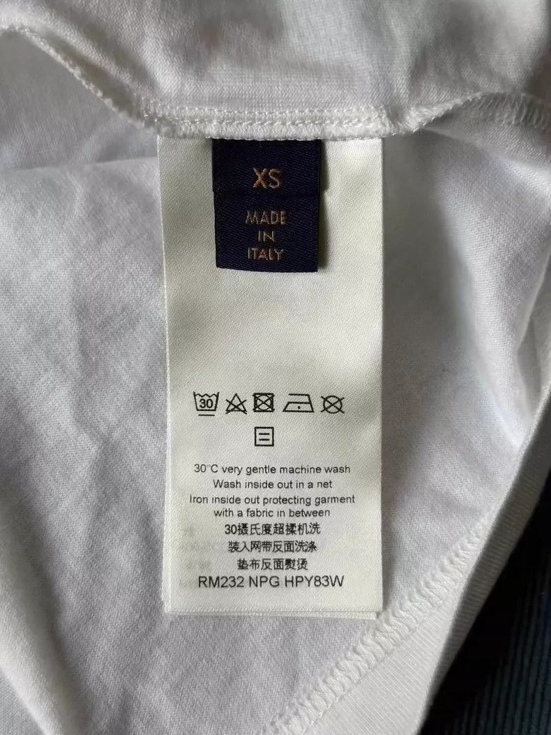 Louis Vuitton LOUIS VUITTON Peace dove short sleeve 2504-Nextarrow Size US XS / EU 42 / 0 - 4 Thumbnail