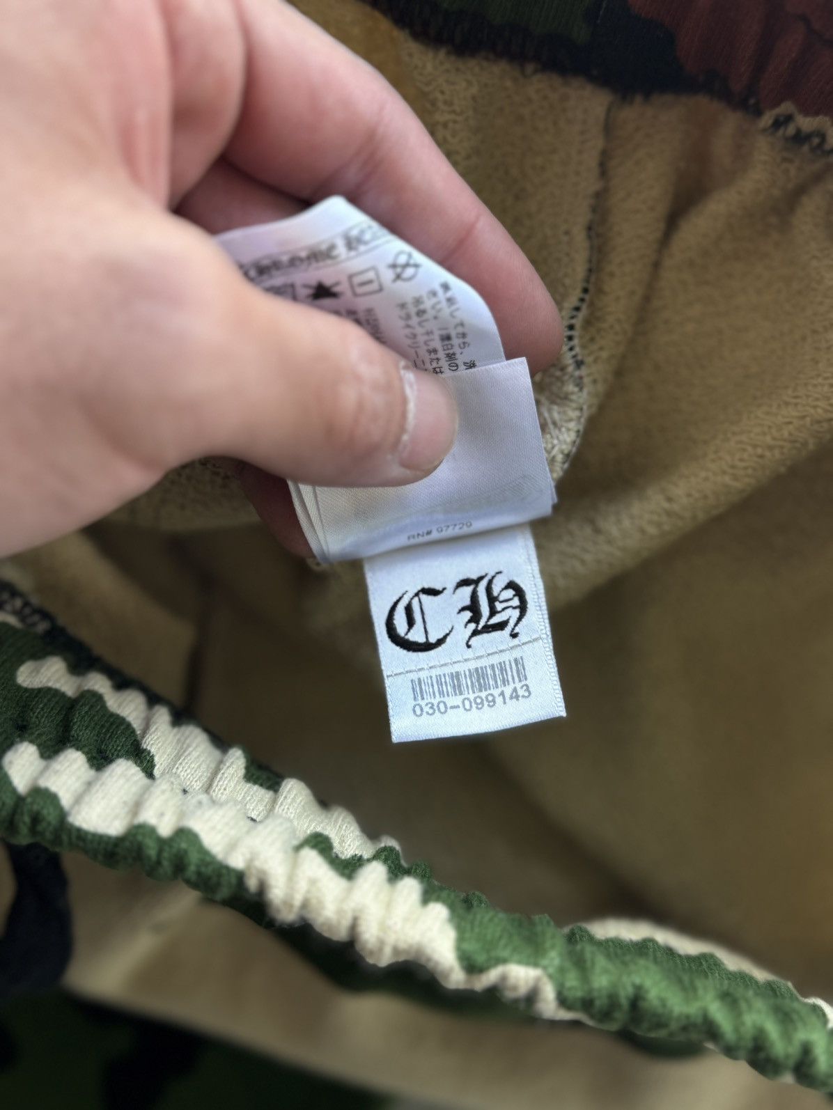 Chrome Hearts Chrome Hearts Matty Boy Caution Cargo Camo Sweatpants Size US 32 / EU 48 - 6 Thumbnail