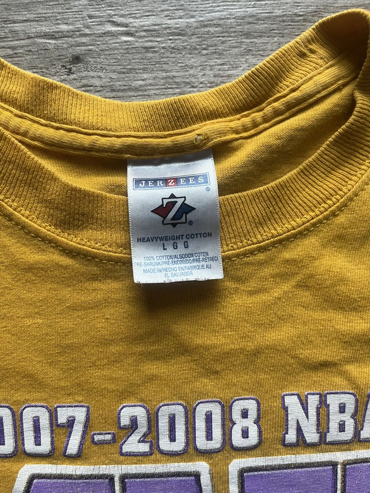NBA Vintage 2007-08 Kobe Bryant MVP LA Lakers T-Shirt Size Large Size US L / EU 52-54 / 3 - 3 Thumbnail