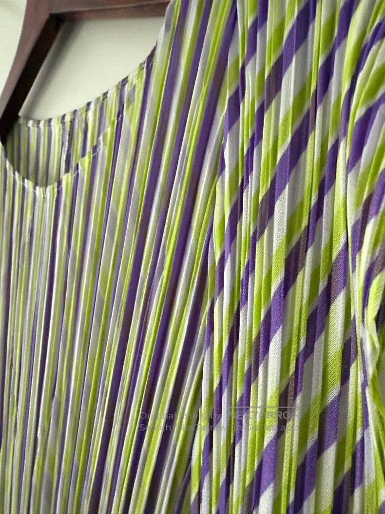 Issey Miyake Issey Miyake Light Green Dress with Purple Accents Size L / US 10 / IT 46 - 3 Thumbnail