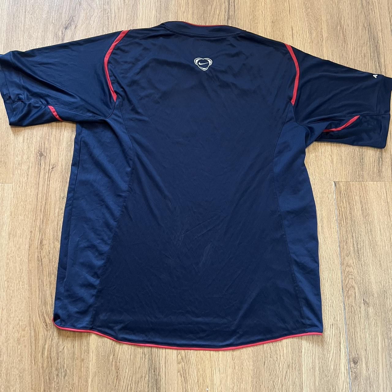Nike Nike 90 Trainning Arsenal football Shirt y2k 2000s Boxy Size US L / EU 52-54 / 3 - 2 Thumbnail