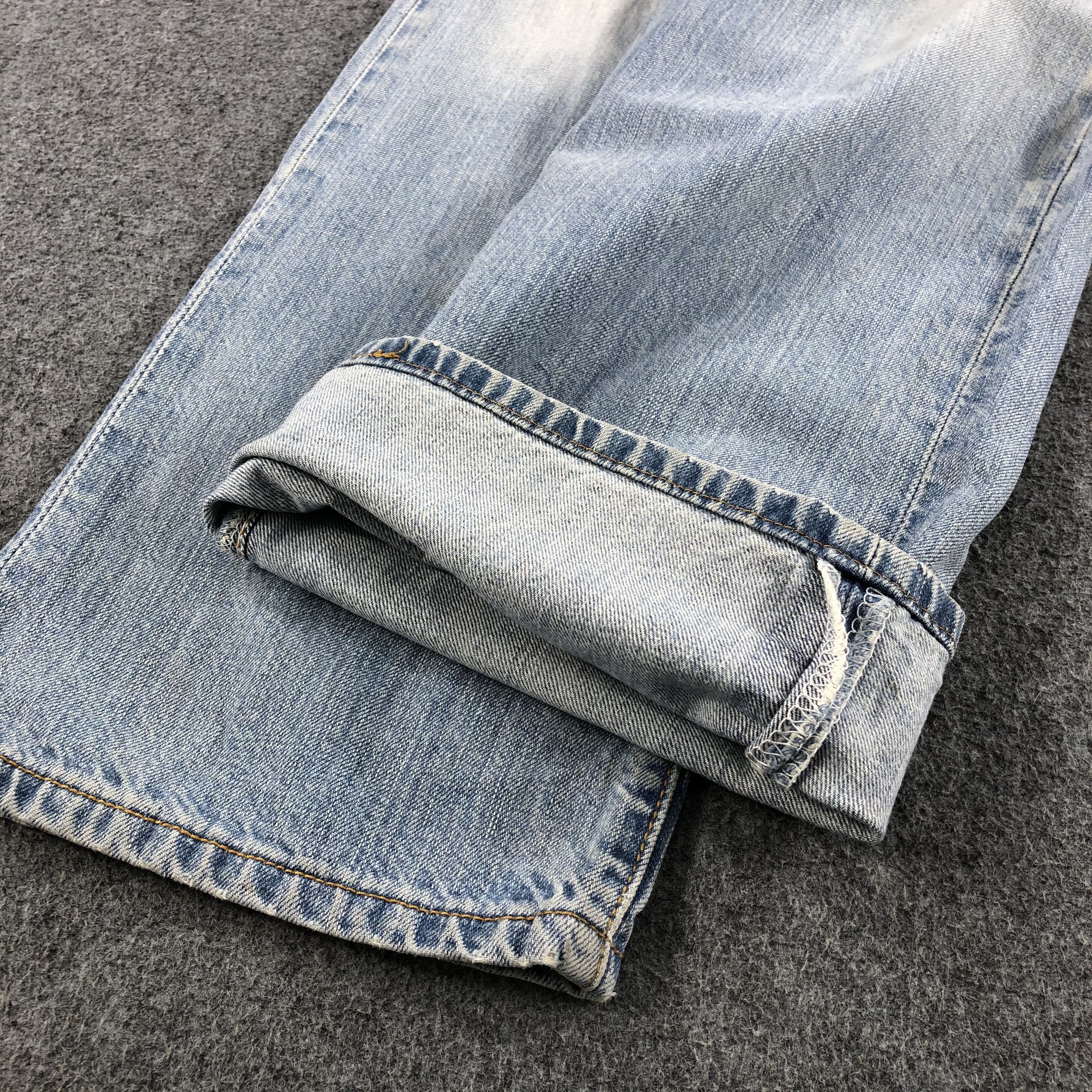 Levi's 90s Vintage Light Wash Levis 501 Jeans-J1549 Size US 33 - 6 Thumbnail