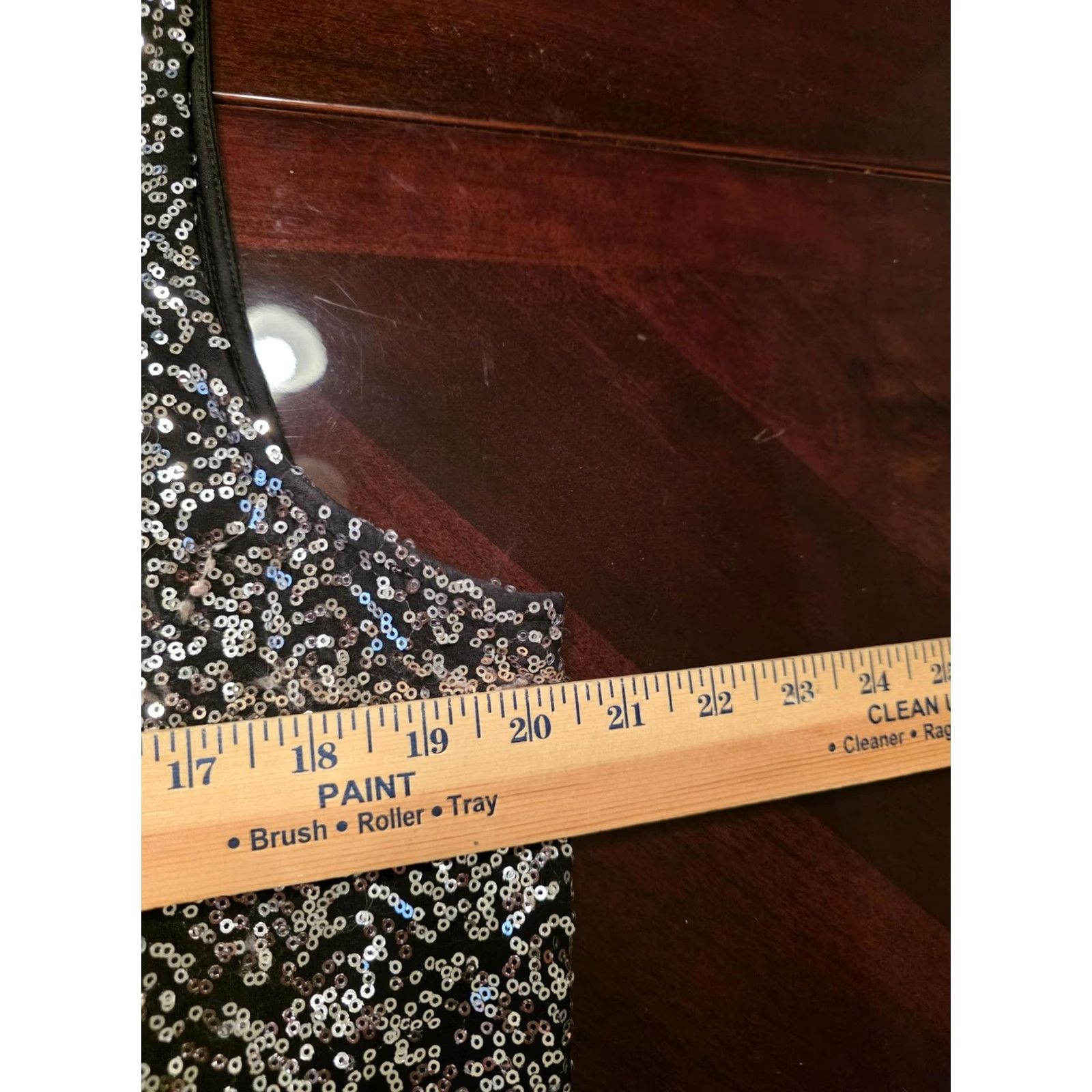 Vintage Tahari Tank Top Womens L Silver Sequin Scoop Neck Camisole Stretch Party Evening Size L / US 10 / IT 46 - 5 Thumbnail