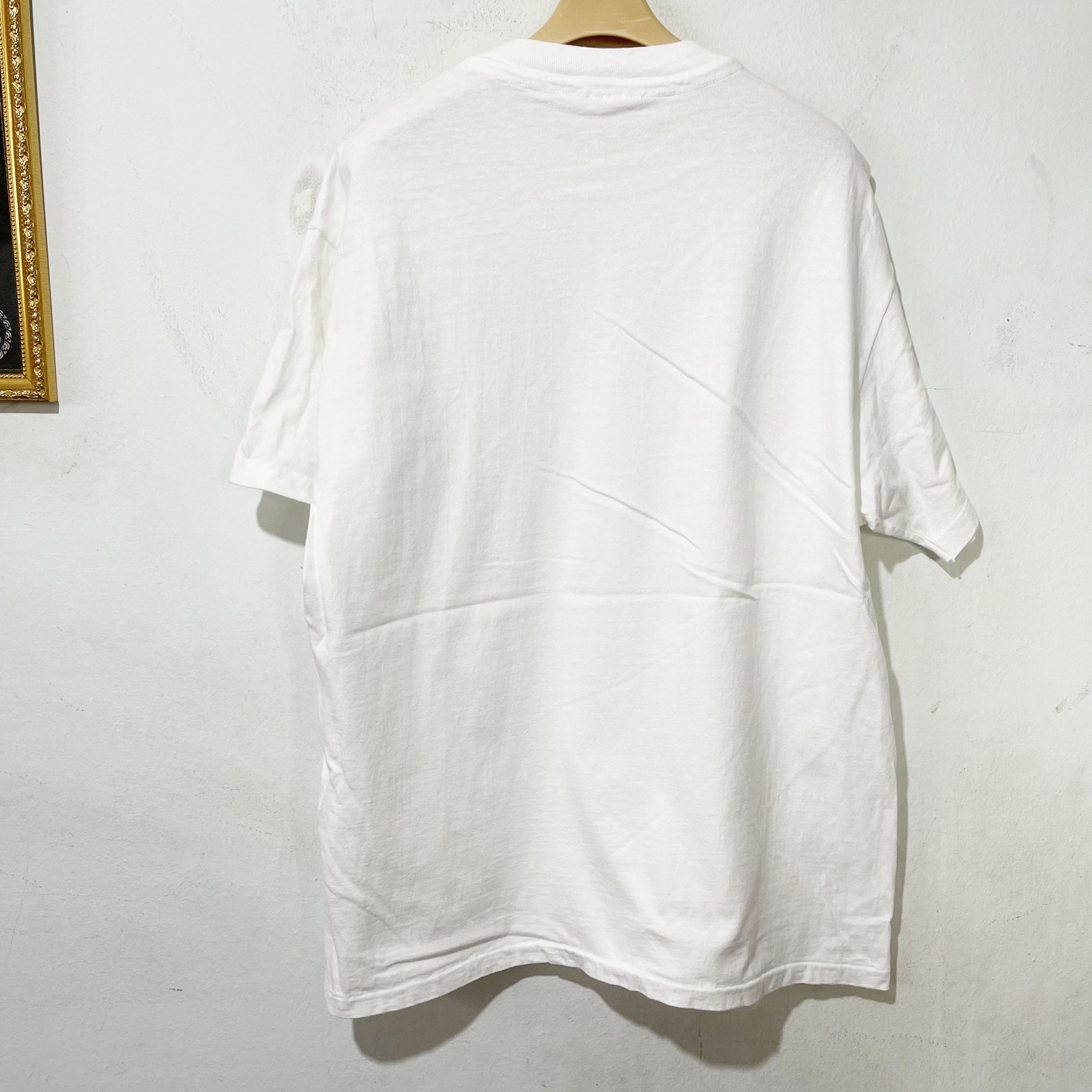 Vintage Vintage 1991 West Hollywood T-Shirt Size US L / EU 52-54 / 3 - 4 Thumbnail