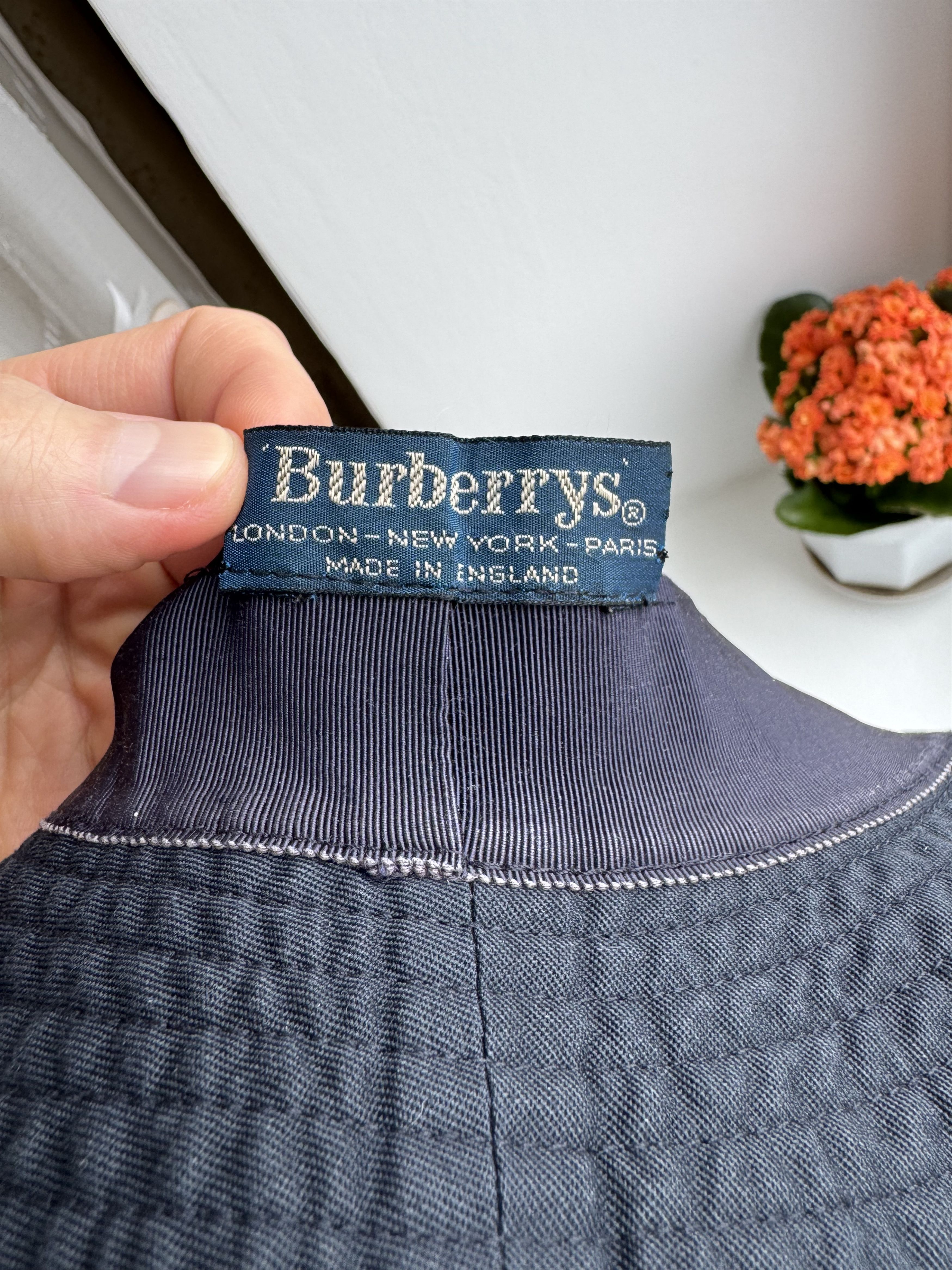 Burberry Vintage 90s Burberrys Bucket Hat Navy Blue Nova Check Cap Size ONE SIZE - 6 Thumbnail