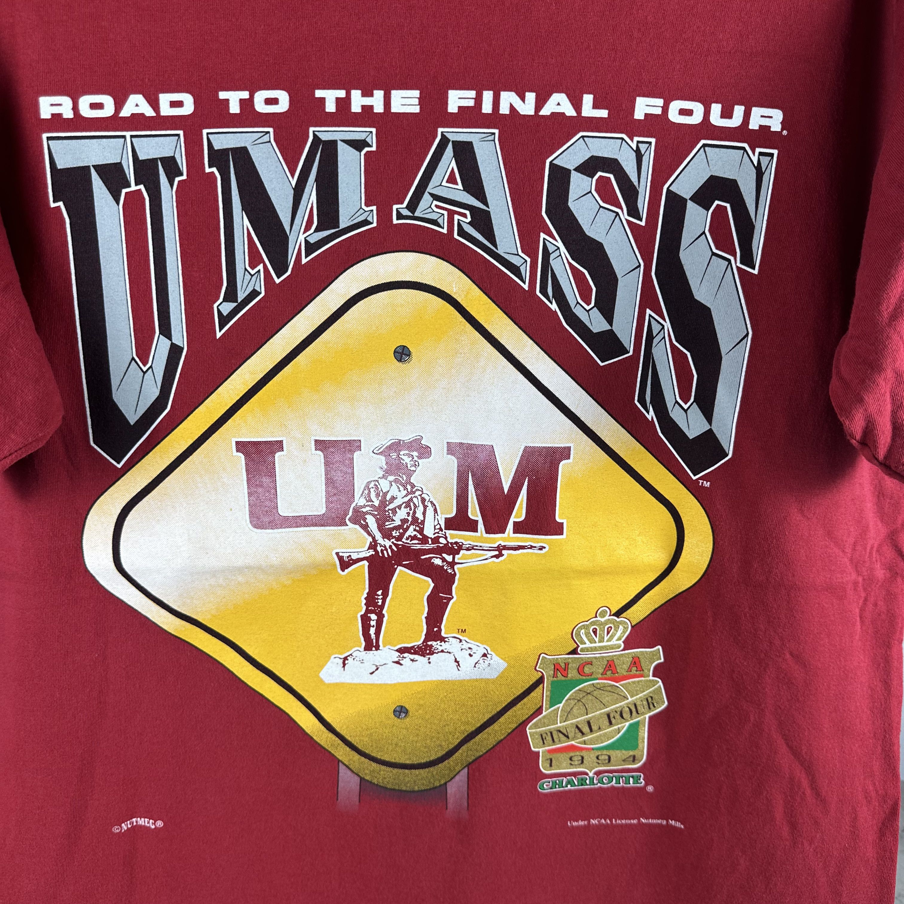 Vintage 1994 Umass Minutemen NCAA Road to the Final Four T-shirt Size US XL / EU 56 / 4 - 2 Thumbnail