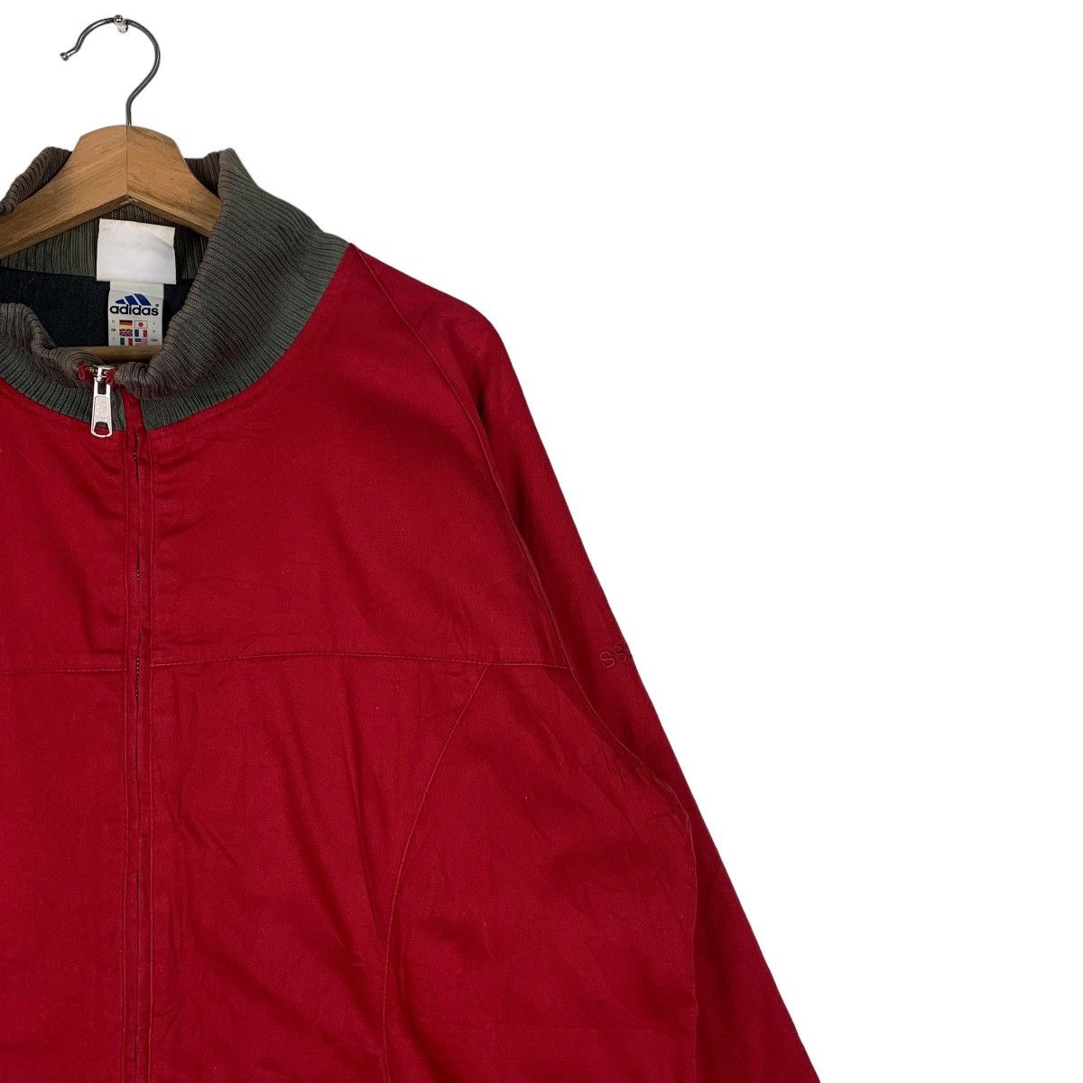 Adidas ADIDAS Red Jacket #0537-C25 Size US XL / EU 56 / 4 - 5 Thumbnail