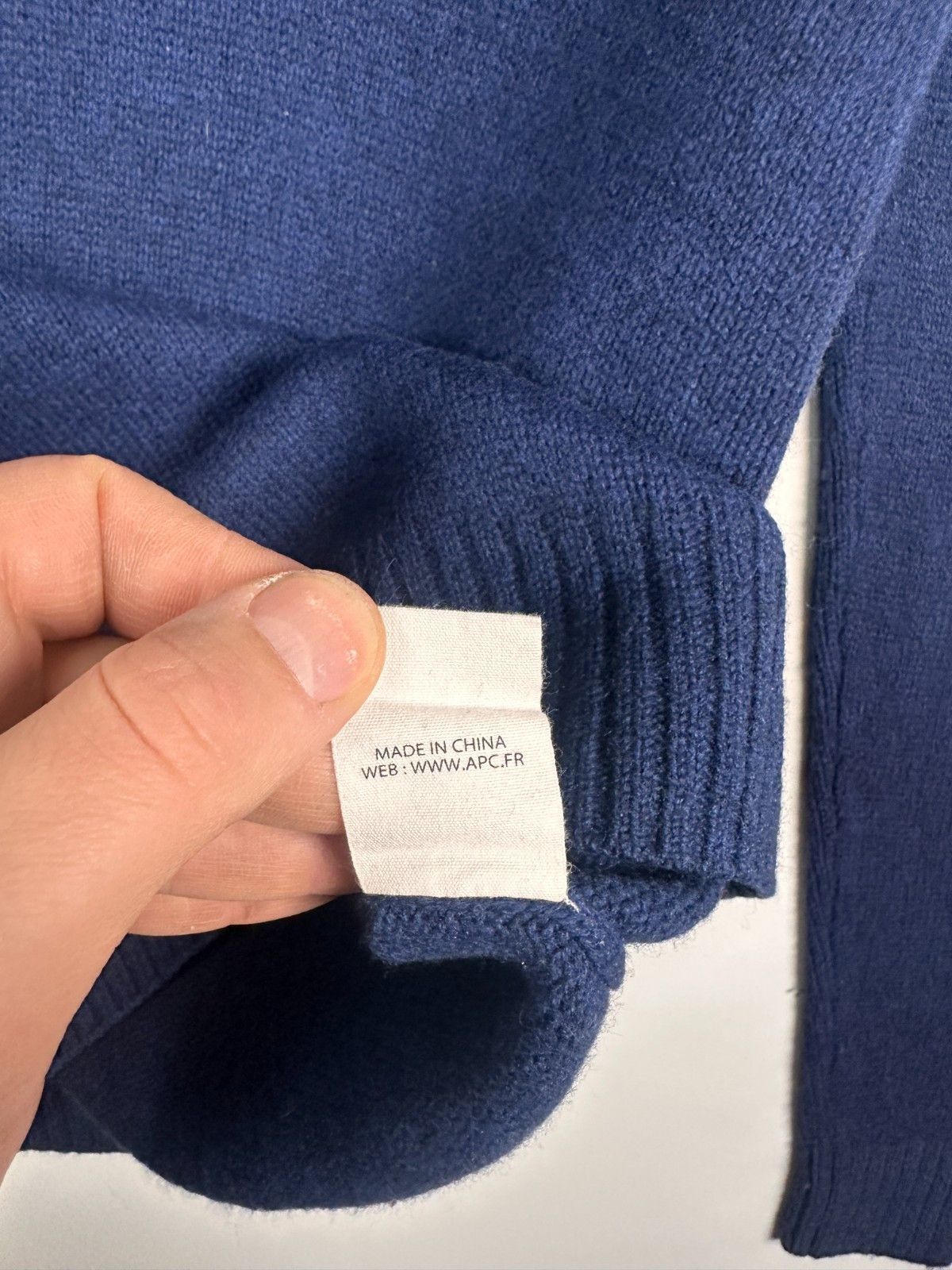 A.P.C. A.P.C. Mens Sweater V Neck Pullower Nevy Size S Size US S / EU 44-46 / 1 - 6 Thumbnail