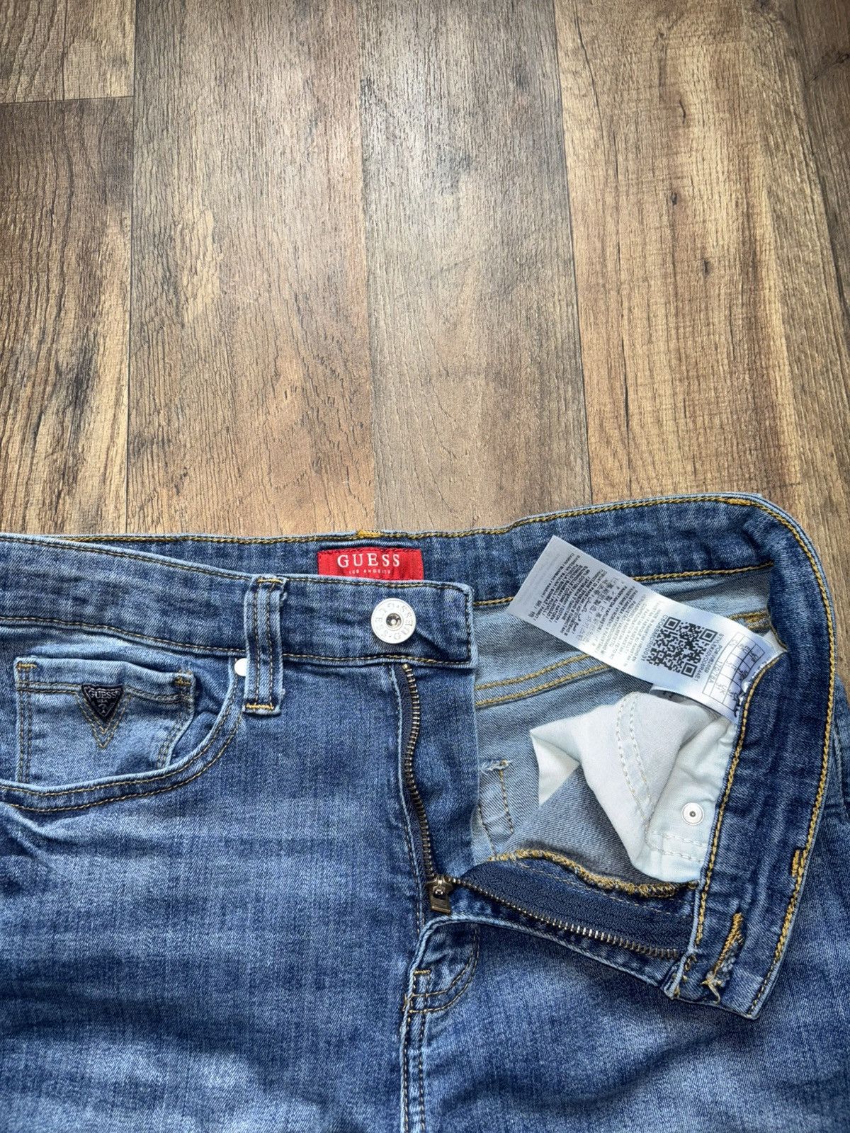 Guess Guess Jorts Size US 31 - 3 Thumbnail
