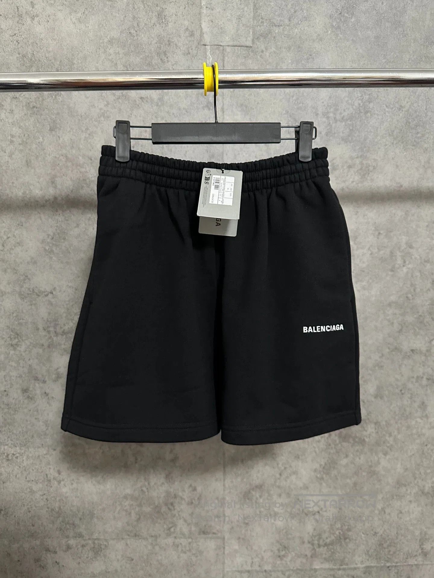 Balenciaga Balenciaga Embroidered Logo Shorts. Size US 32 / EU 48 - 1 Thumbnail