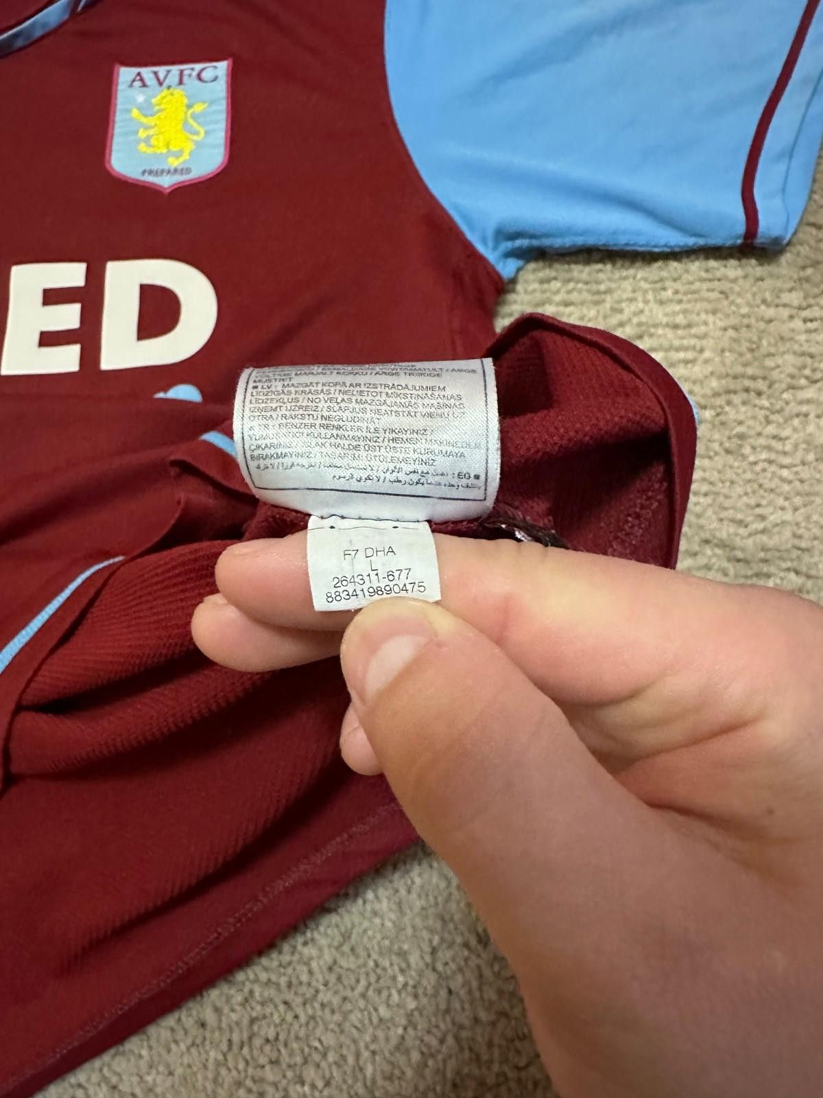 Nike Aston Villa Home football shirt 2007 Soccer Nike Jersey Size US L / EU 52-54 / 3 - 7 Thumbnail