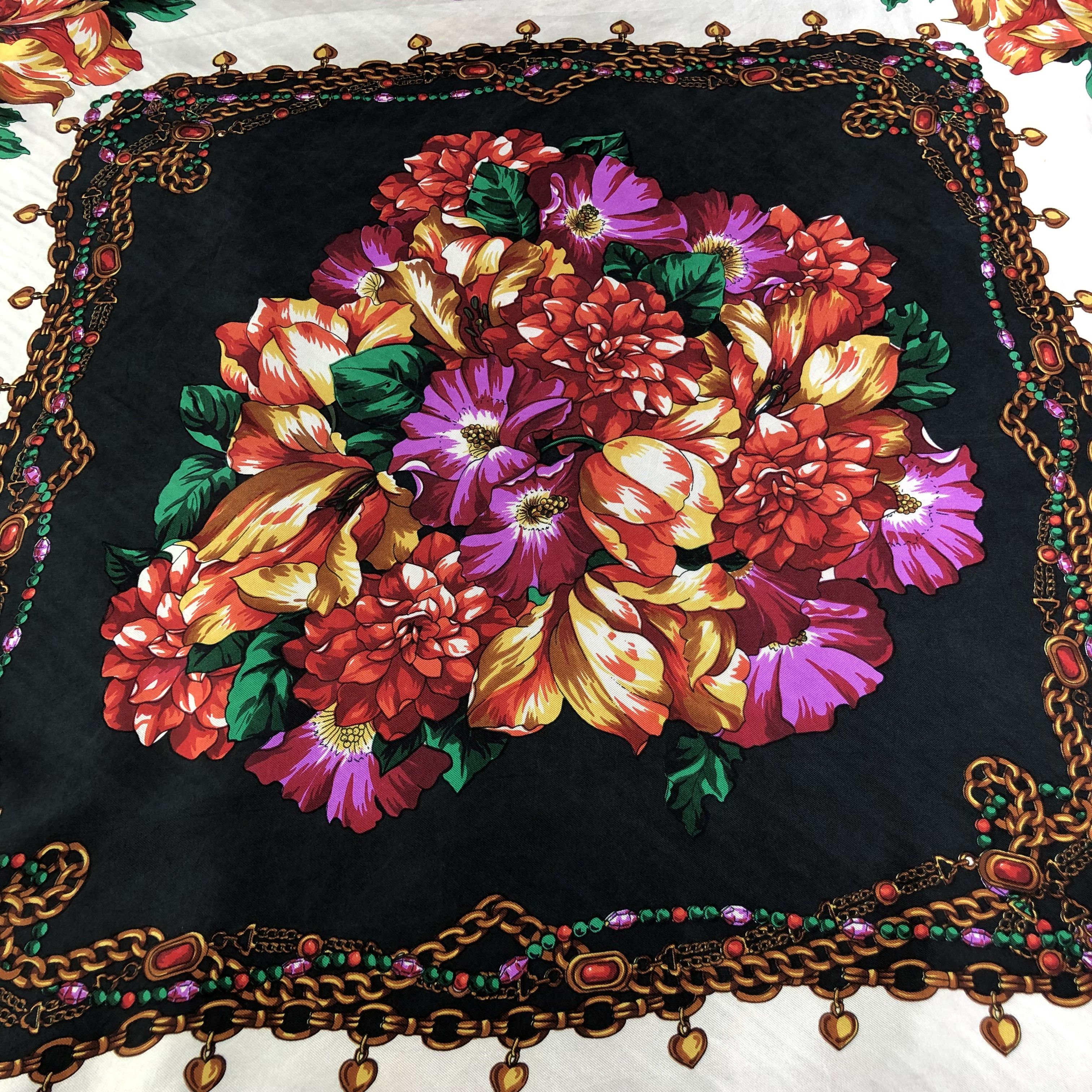 Vintage Vintage Guarisco Italy Floral Hand Rolled Silk Scarf M466 Size ONE SIZE - 6 Thumbnail