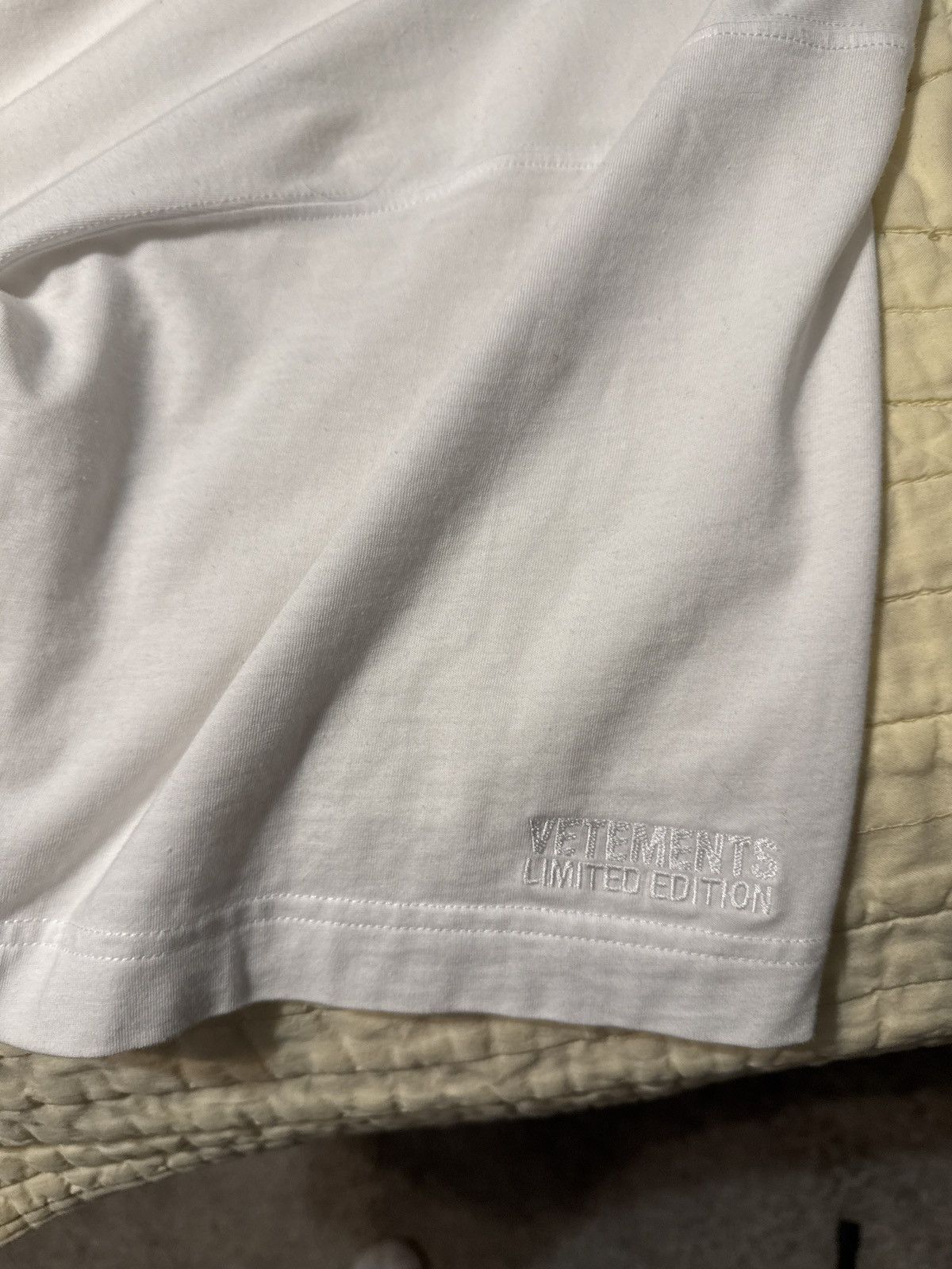 Vetements "NO SOCIAL MEDIA" Vetememts t shirt Size US XS / EU 42 / 0 - 5 Thumbnail
