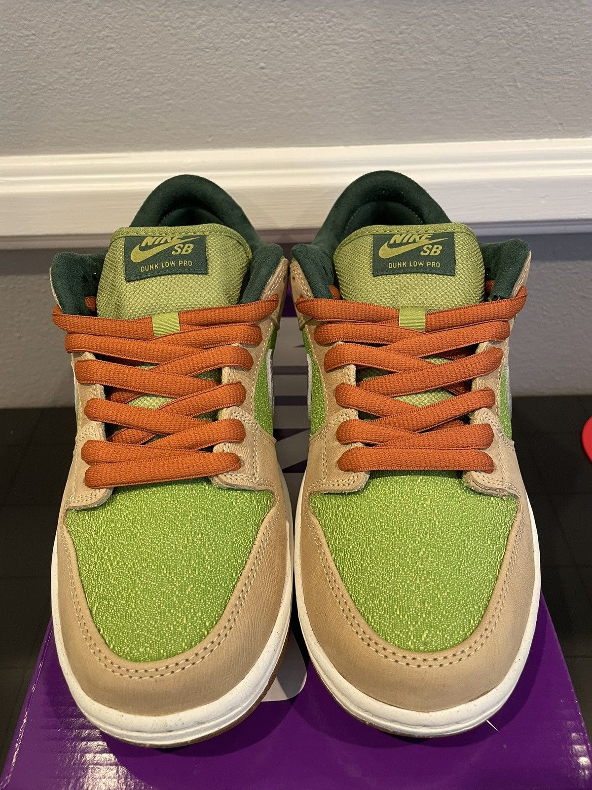 Nike Nike SB Dunk Low Pro Escargot Size 8 Men’s/9.5 women’s Size US 8 / EU 41 - 3 Thumbnail
