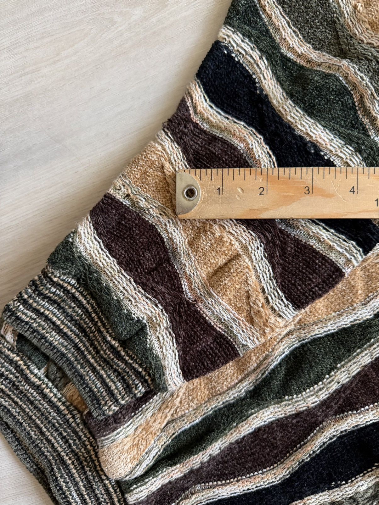 Vintage Vintage Tundra 3D Knit Textured Knit Coogi Style XL *flaws Size US XL / EU 56 / 4 - 4 Thumbnail
