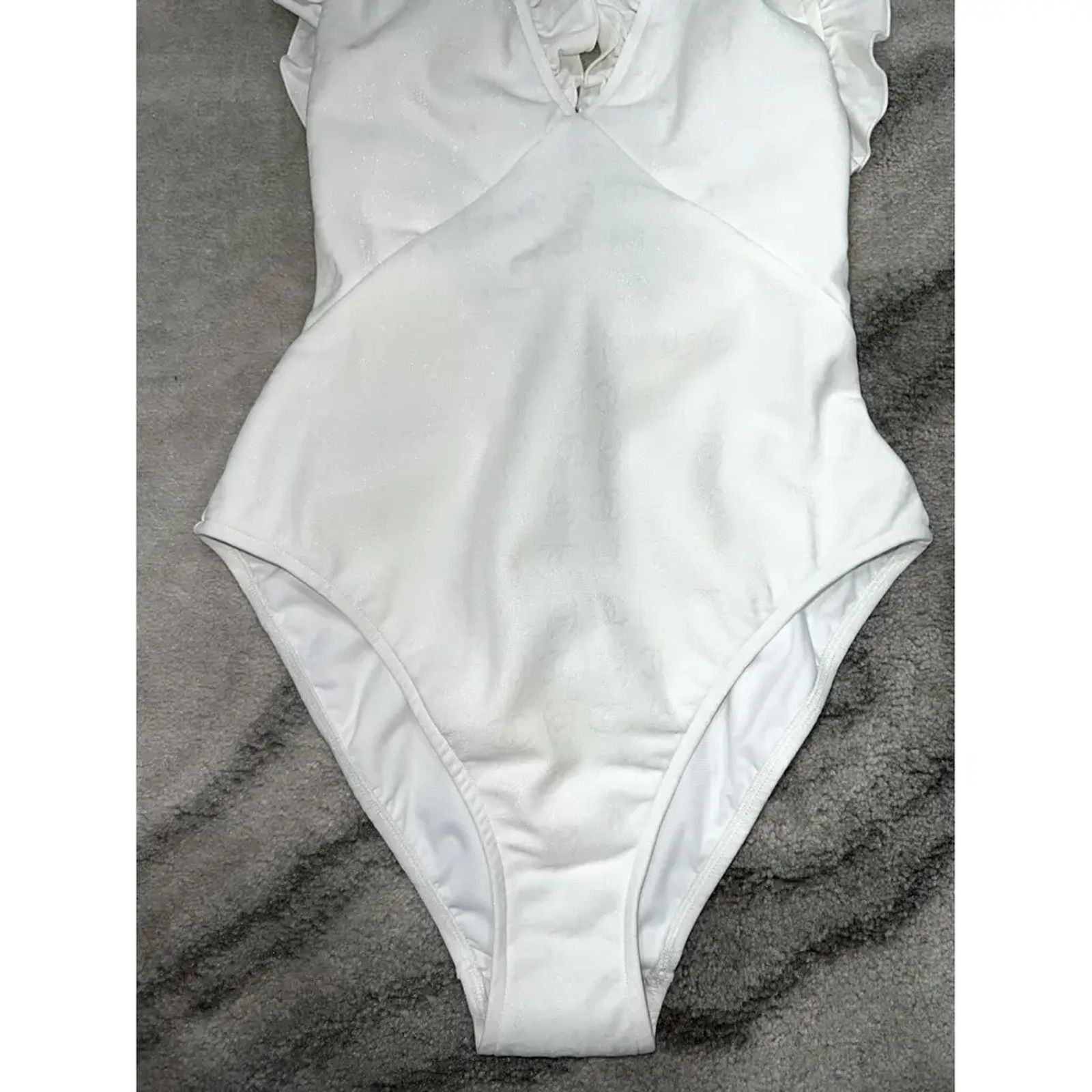 Chanel Chanel 23S Ruffle One Piece Swimsuit Runway Bathingsuit 42 Size M / US 6-8 / IT 42-44 - 5 Thumbnail