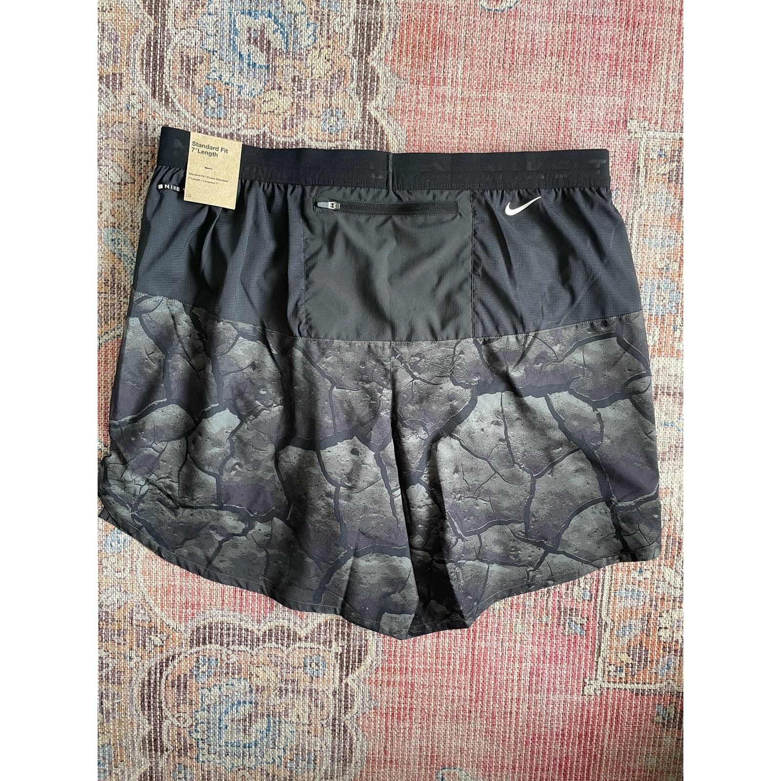 Nike NWT Nike Men's Stride Running Shorts Gray Black Size 2XL Size US 42 / EU 58 - 2 Thumbnail