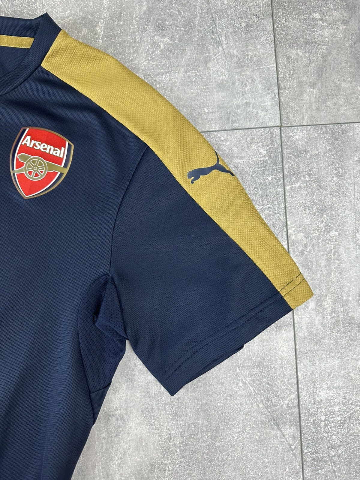 Puma Puma Arsenal London Training2015/16 Soccer Football Jersey Size US L / EU 52-54 / 3 - 6 Thumbnail