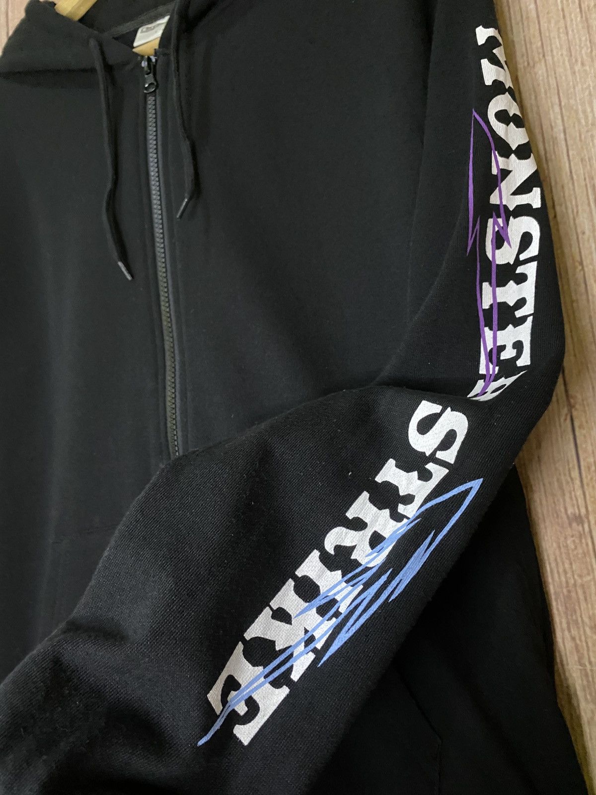 Anime Anime Monster Strike Lucifer Full-Zip Hoodie Size US L / EU 52-54 / 3 - 4 Thumbnail