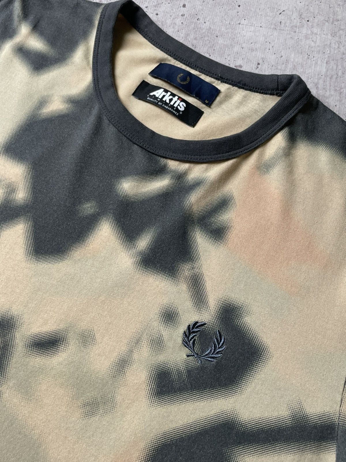 Fred Perry Fred Perry X Arktis Camo Short Sleeve T-shirt Size US M / EU 48-50 / 2 - 4 Thumbnail