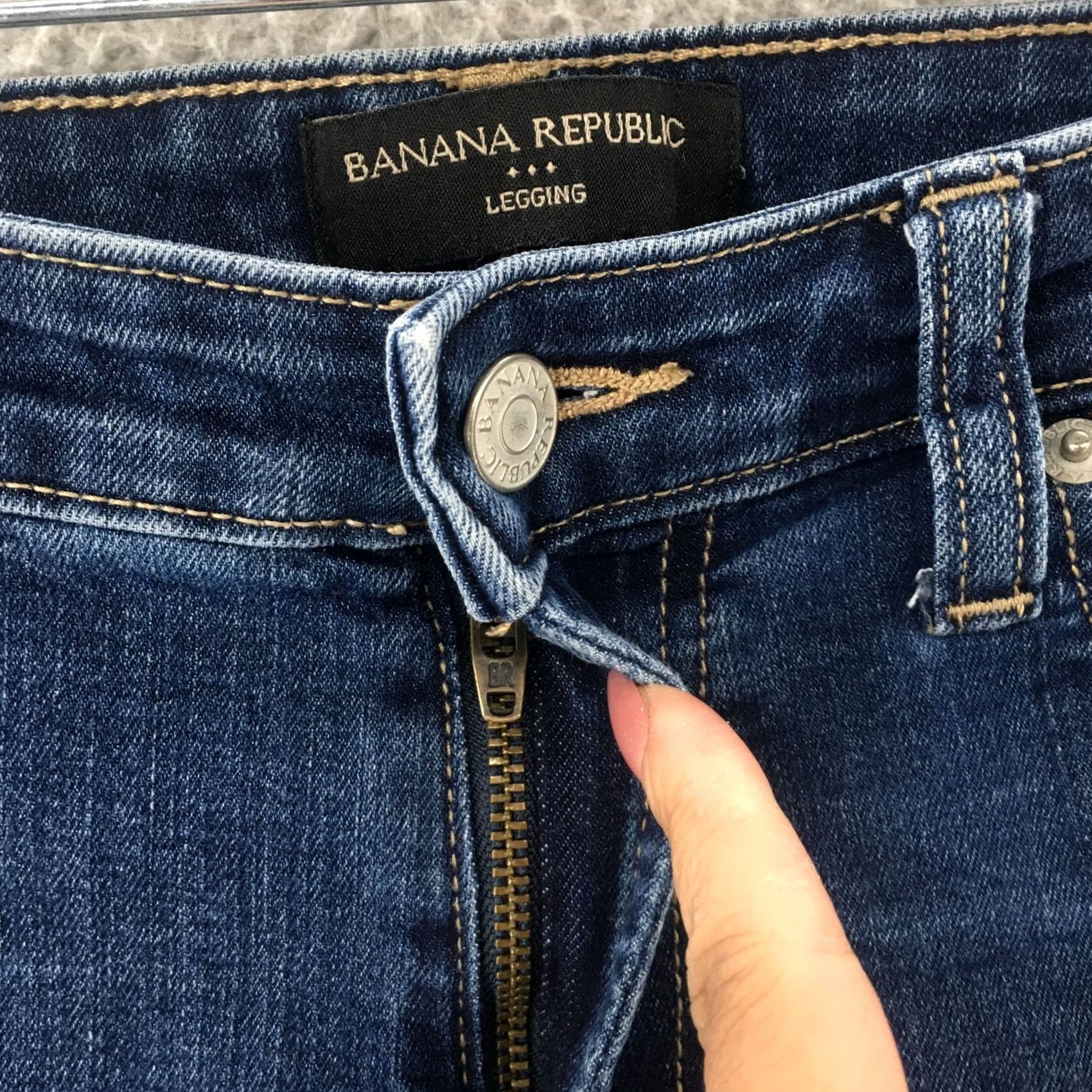 Banana Republic Banana Republic Jeans Jegging Womens 32/14 Blue Denim Distressed Casual Modern Classic Size 24" / US 00 / IT 34 - 4 Thumbnail