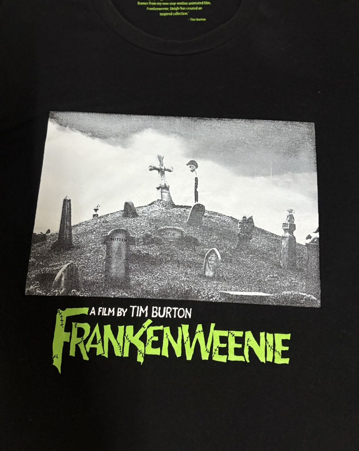 Disney × Uniqlo FRANKENWEENIE FILM BY TIM BURTON T-Shirt Size US XL / EU 56 / 4 - 3 Thumbnail