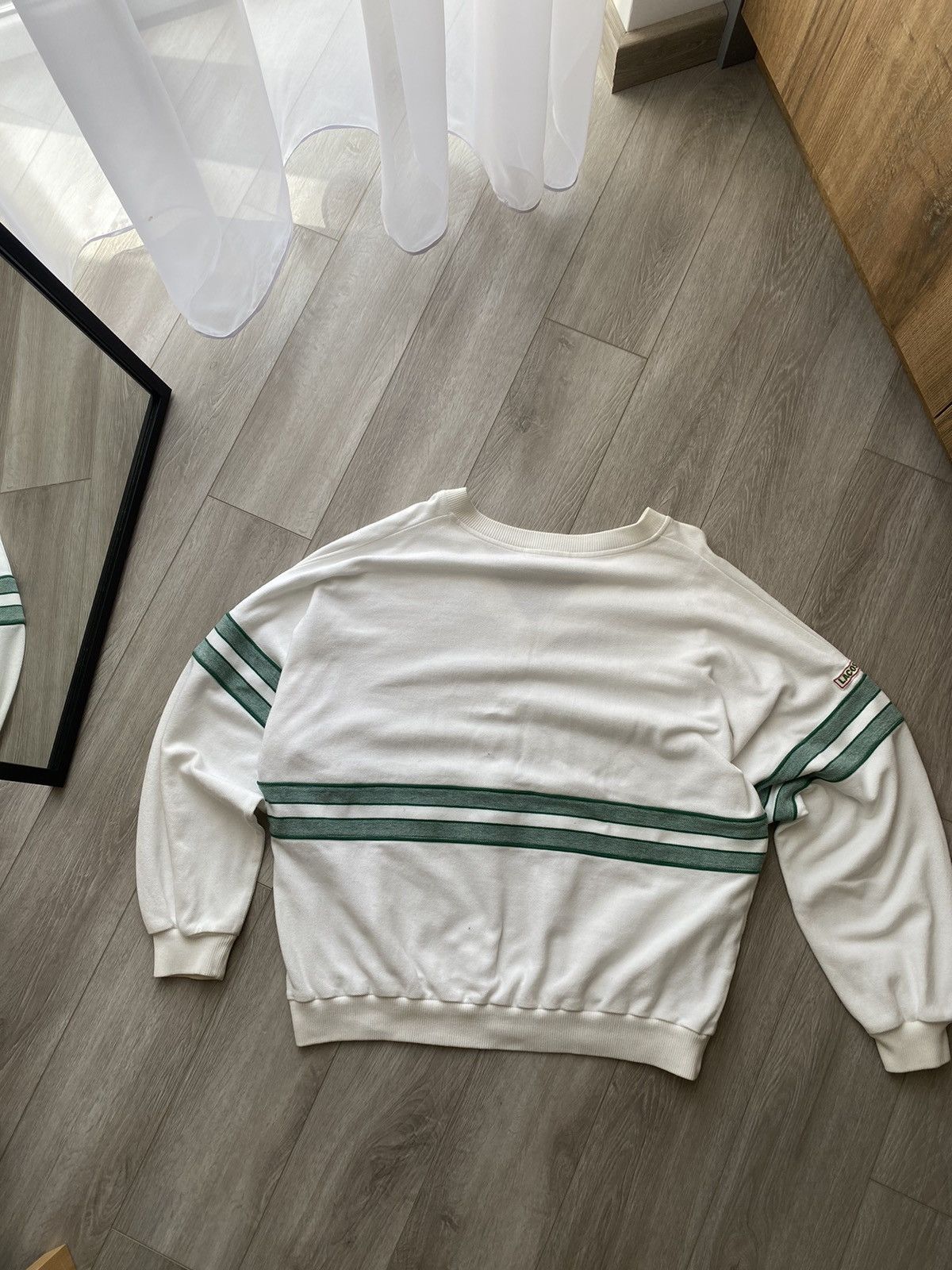 Lacoste × Vintage Vintage Lacoste Knit White V Neck Sweater Y2K Sweatshirt Size US XL / EU 56 / 4 - 2 Thumbnail