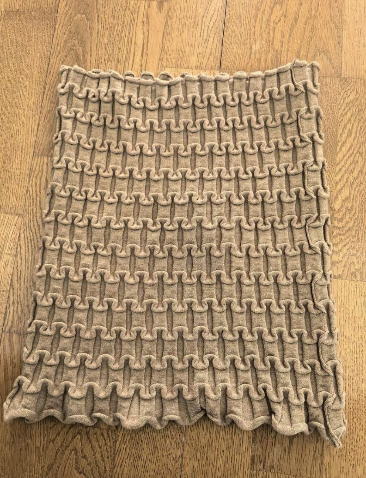 Maison Margiela Maison Margiela Wool "Armor" Scarf in Camel Size ONE SIZE - 5 Thumbnail