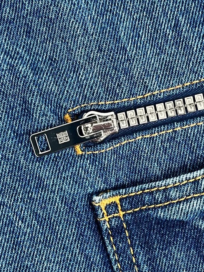 Givenchy AW2023 Givenchy Indigo Blue Cargo Denim Jeans By Matthew Williams Size US 32 / EU 48 - 10 Thumbnail