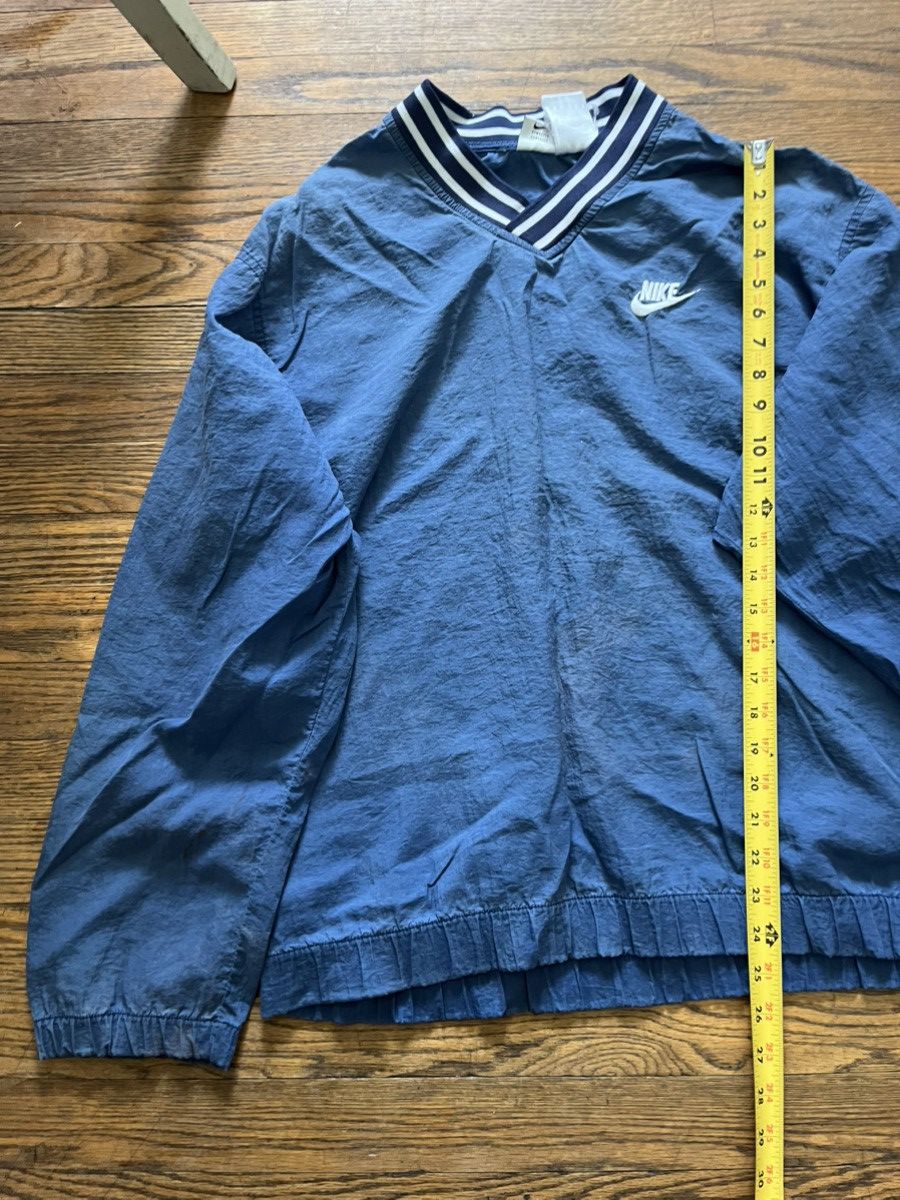 Nike × Vintage Vintage 90’s Nike blue and white jacket faded windbreaker M Size US M / EU 48-50 / 2 - 6 Thumbnail