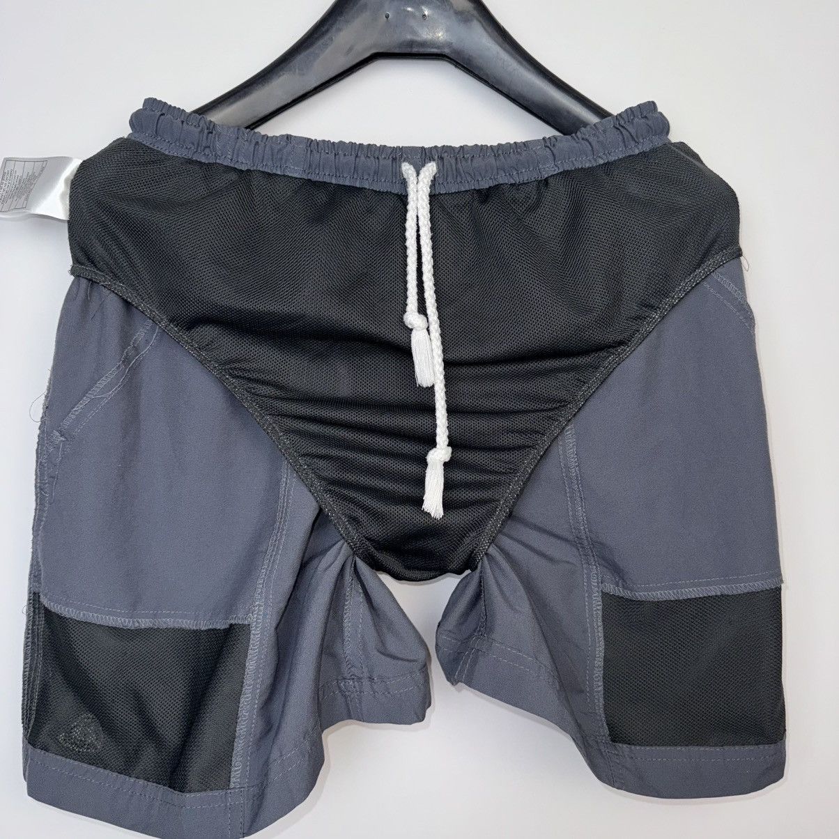 Nike ACG Nike Acg Vintage Nylon Athletic Swim Shorts Size US 32 / EU 48 - 5 Thumbnail
