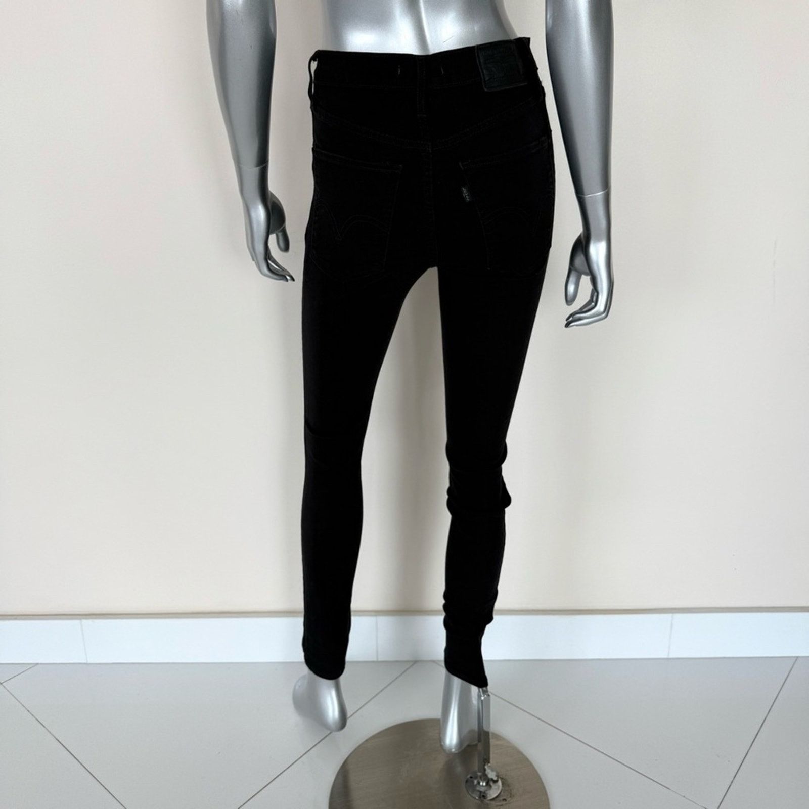 Levi's NEW!! Levi’s women stretched ripped design jeans size 27 Size 27" / US 4 / IT 40 - 4 Thumbnail