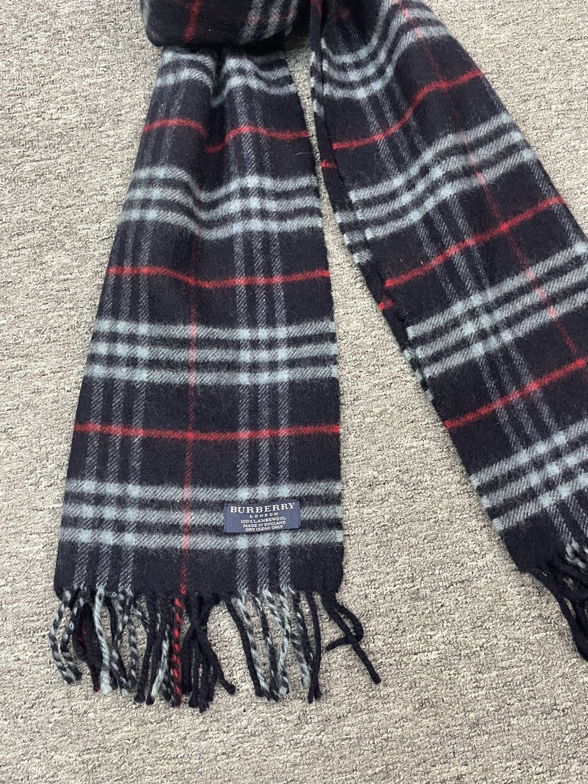 Burberry Vintage Burberry Lambs Wool Scarf Muffler Size ONE SIZE - 3 Thumbnail