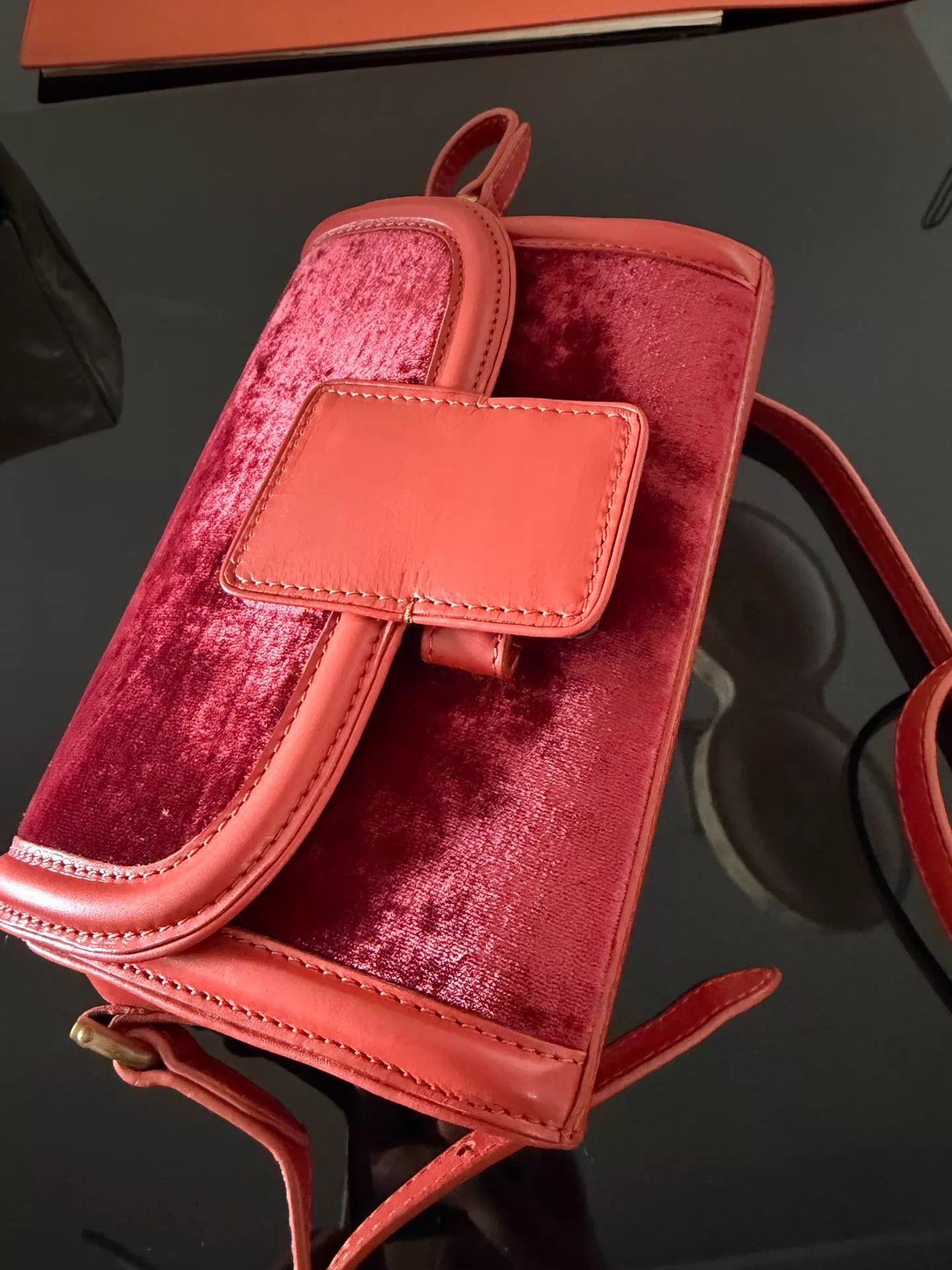 Dries Van Noten Dries Van Noten Velvet & Leather Crossbody 18x13x7cm Size ONE SIZE - 3 Thumbnail