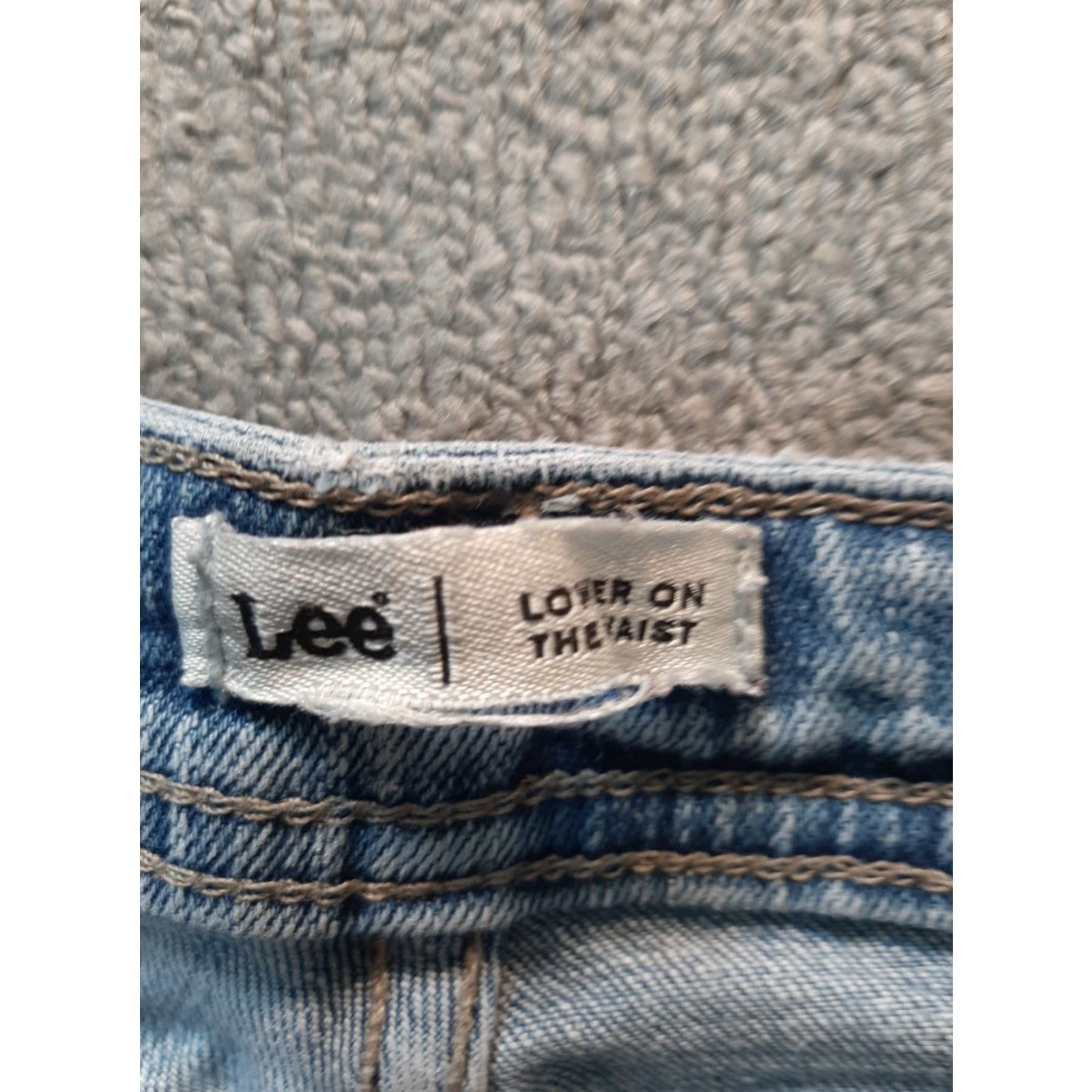 Lee Lee Jeans Womens Jeans 30x21 Blue Denim Straight Lower on the waist Womens 30x21 Blue Straight Jeans Size 30" / US 8 / IT 44 - 4 Thumbnail