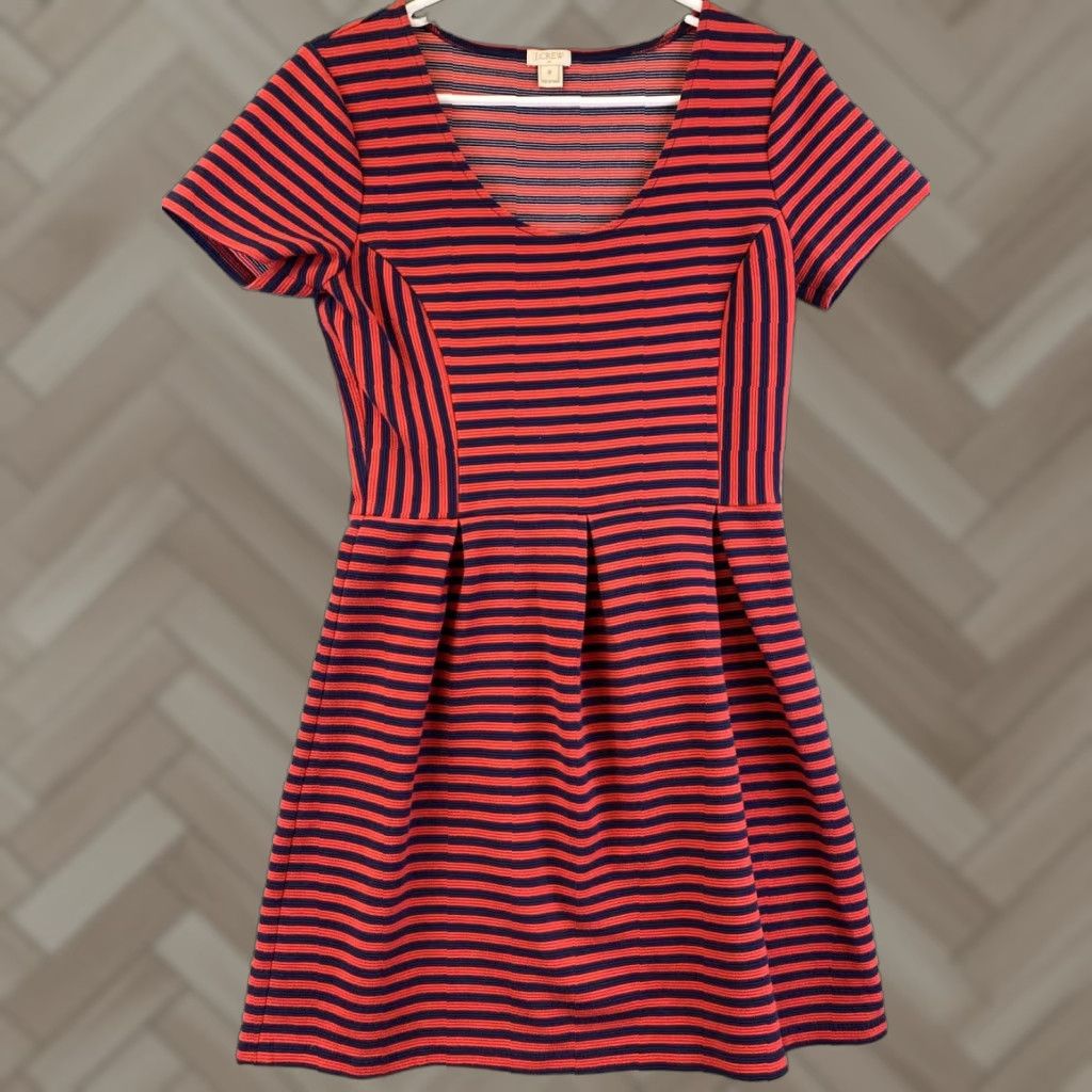 J.Crew J.CREW Dress Women's Fit & Flare Sleeveless Red Size 8 Short Short Sleeve Pleated Mini Casual Ready-to-Wear Women’s Clothing Size 30" / US 8 / IT 44 - 1 Thumbnail