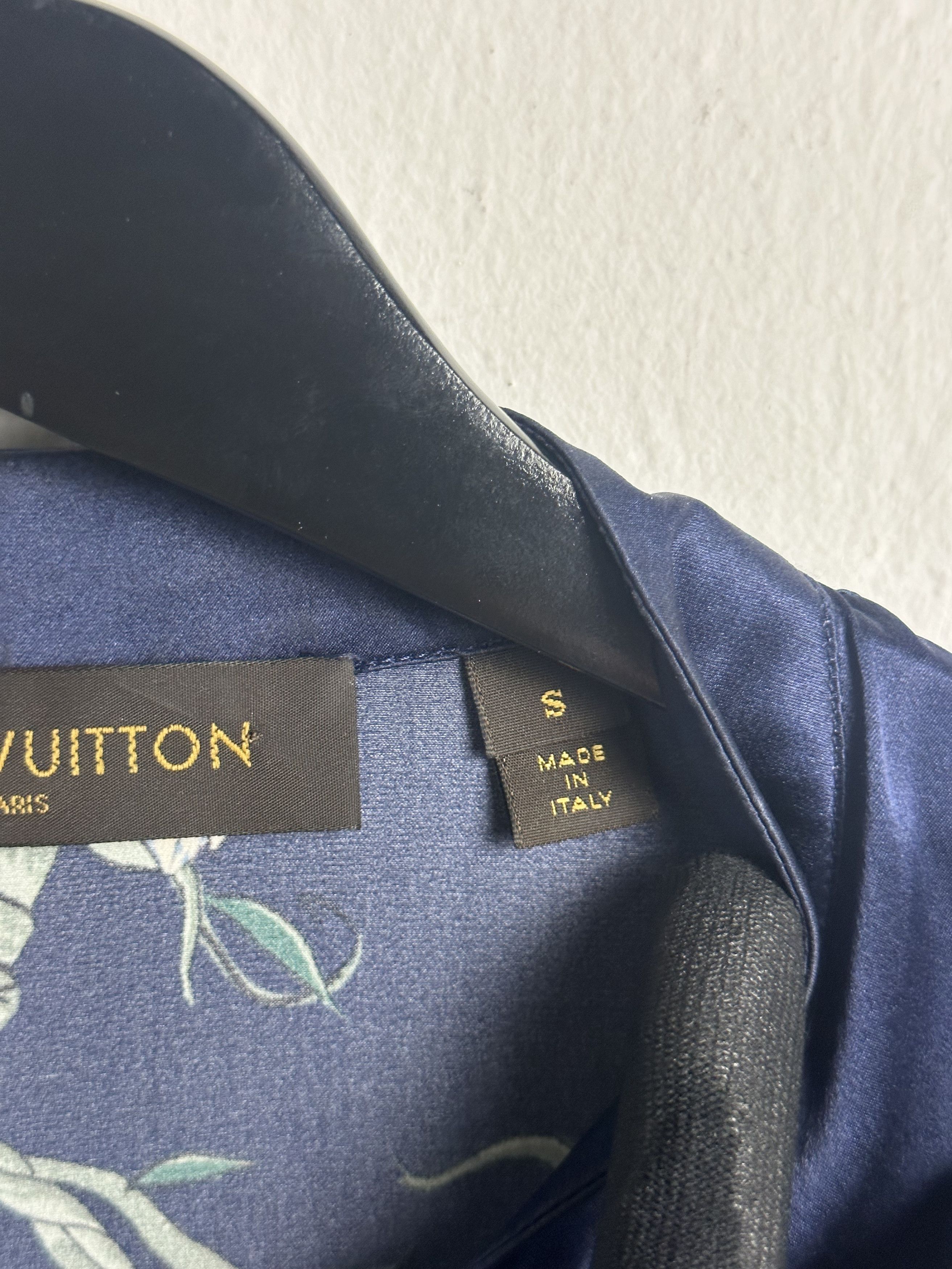 Louis Vuitton Louis Vuitton SS16 Panther Silk Pyjama Shirt Size US S / EU 44-46 / 1 - 8 Thumbnail