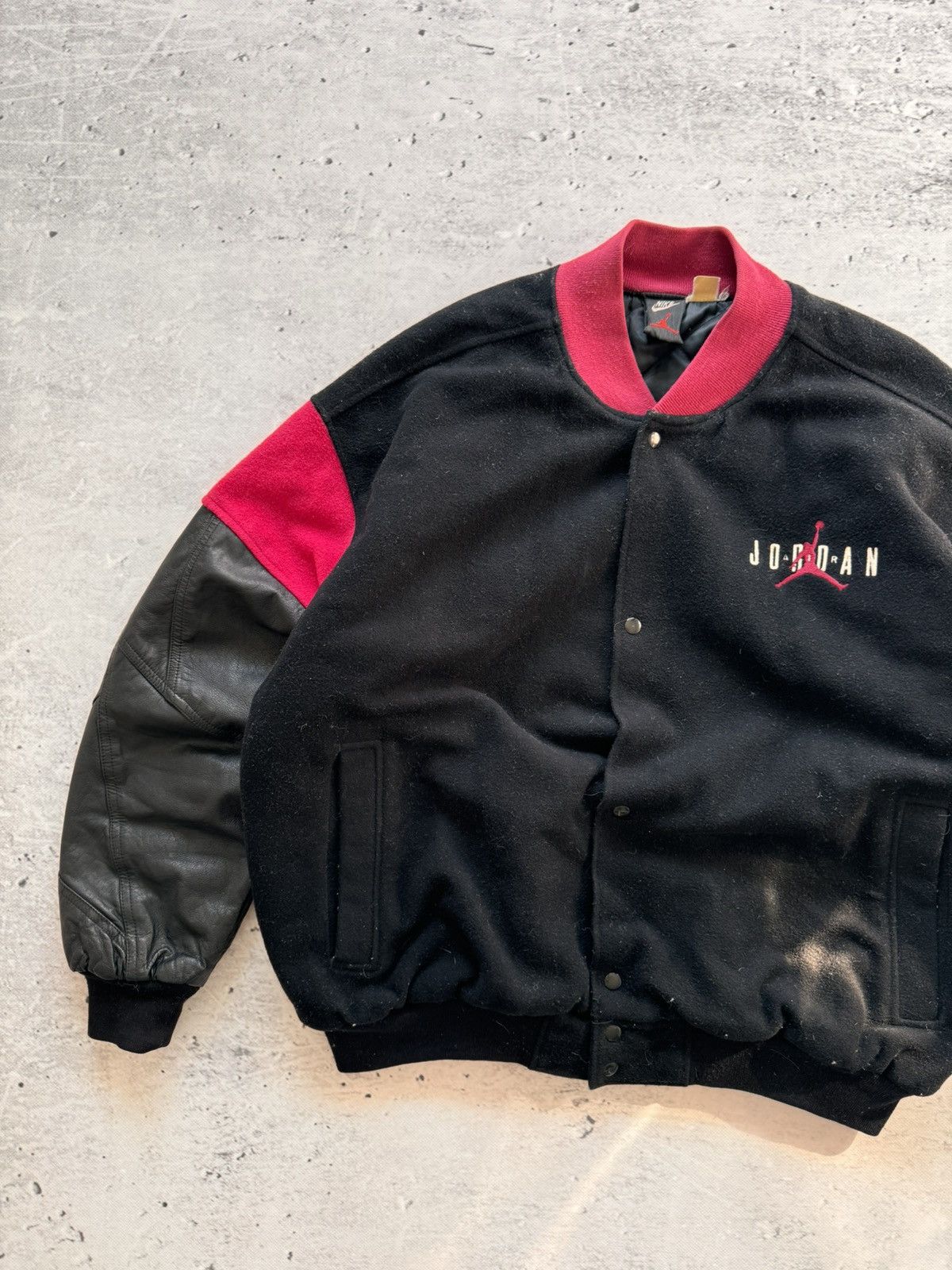 Nike Nike Jordan vintage 90s leather sleeve varsity jacket Size US XL / EU 56 / 4 - 3 Thumbnail