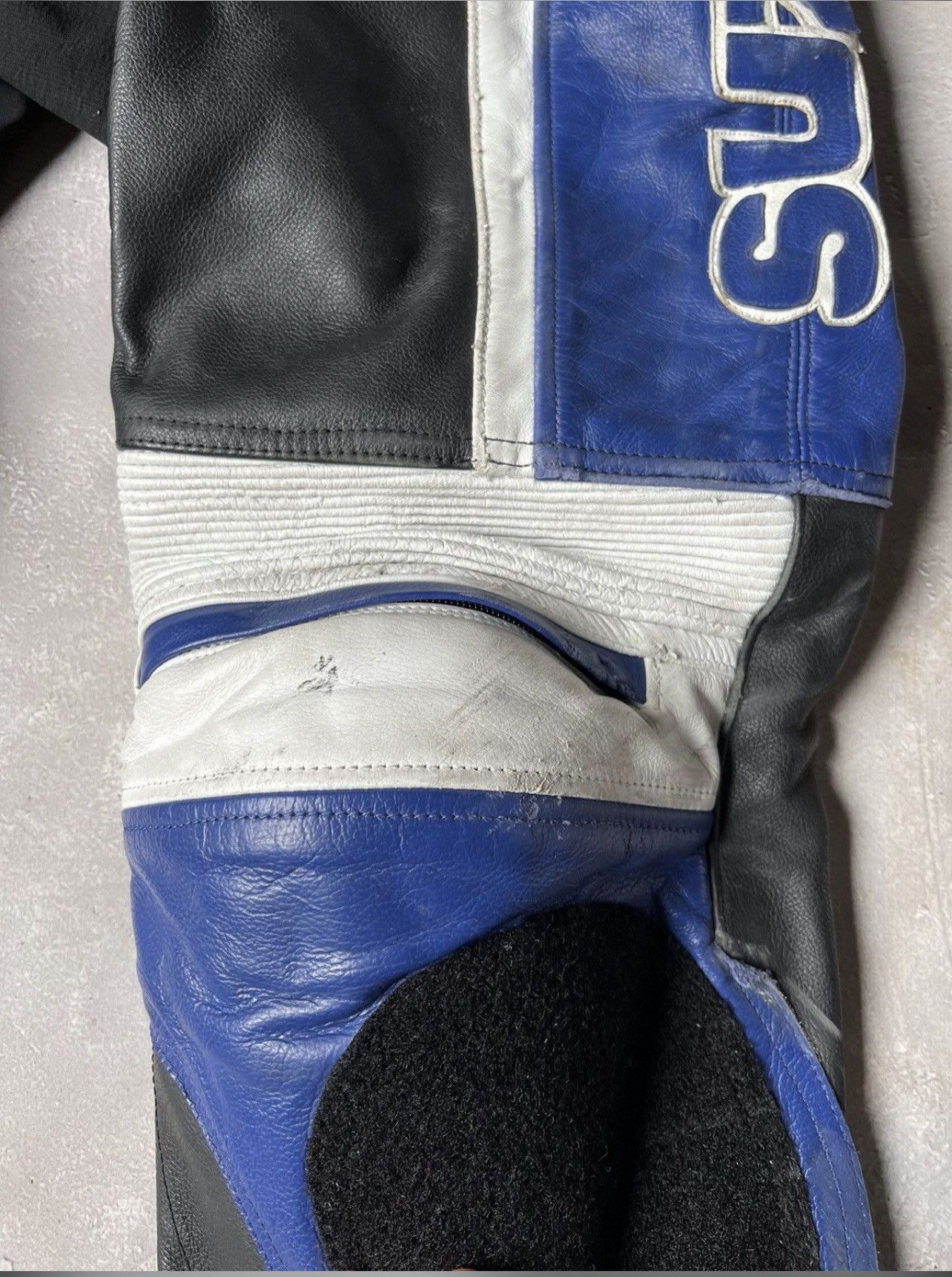 Other Vintage Suzuki Leather Moto Racing Set(jacket+pants) Size US XL / EU 56 / 4 - 18 Thumbnail