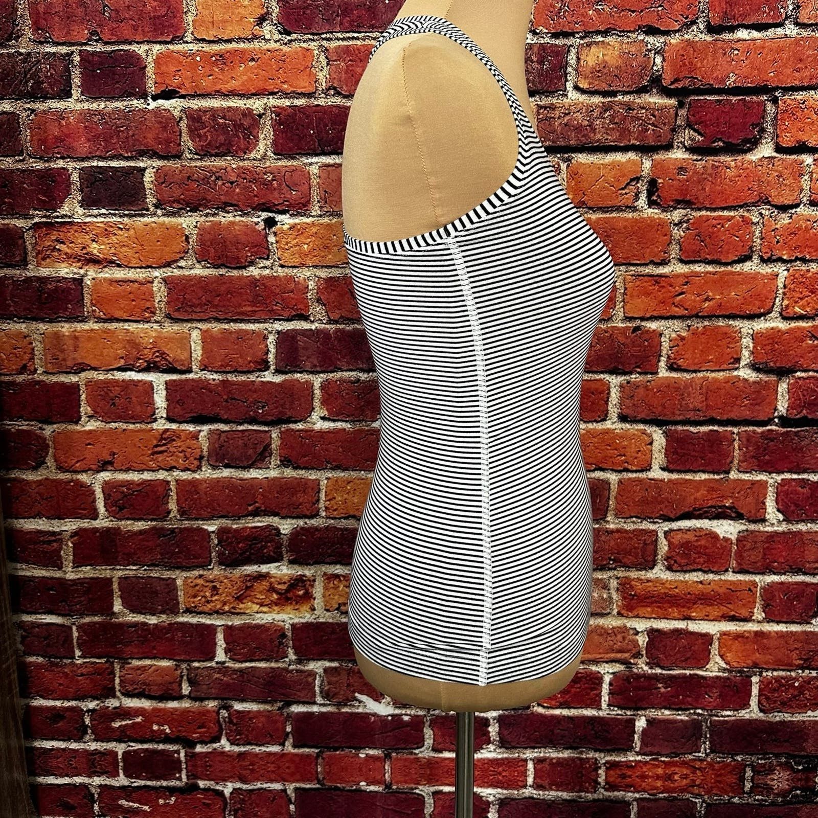 Lululemon Lululemon Tank top Size S / US 4 / IT 40 - 5 Thumbnail