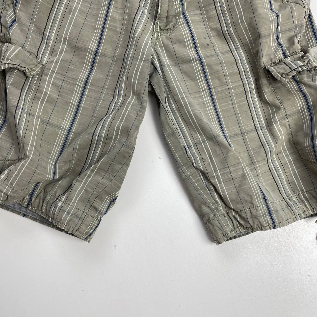 Nike Nike vintage cargo short Size:30 Size US 30 / EU 46 - 4 Thumbnail