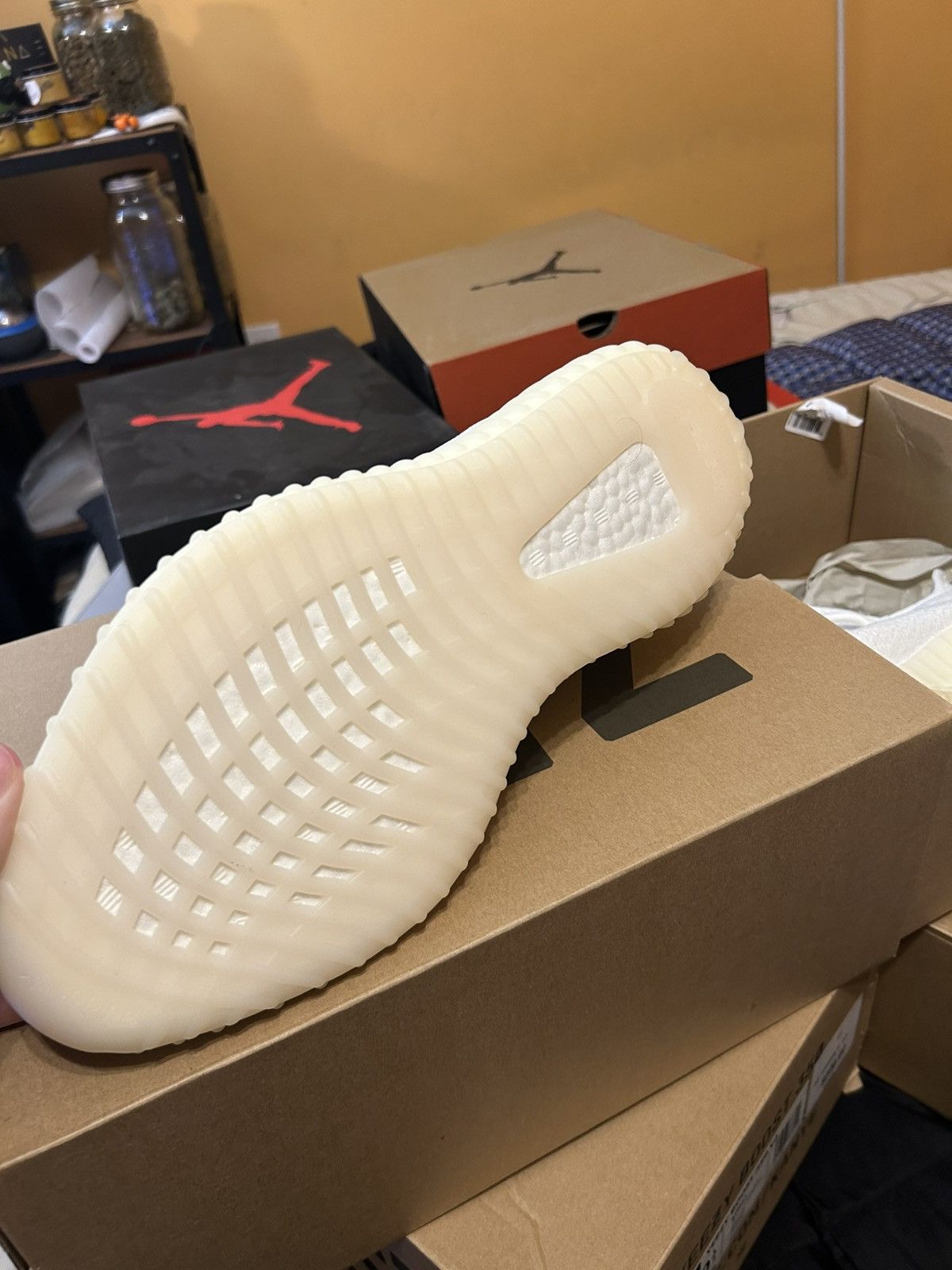 Adidas Yeezy 350 white cream NEW Size US 11 / EU 44 - 3 Thumbnail