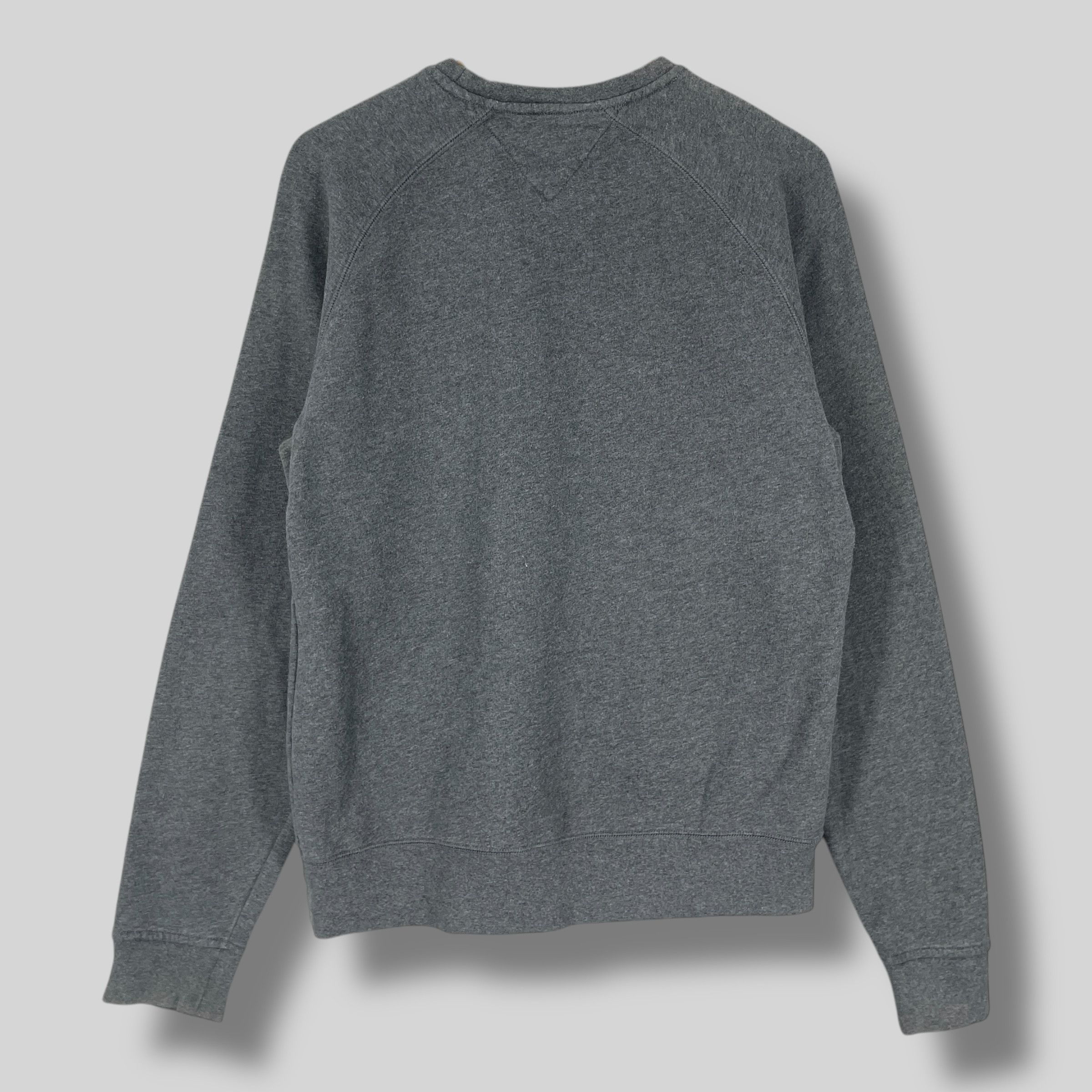 Tommy Hilfiger Vintage TOMMY HILFIGER Spellout Embroidery Sweatshirt Size US M / EU 48-50 / 2 - 9 Thumbnail